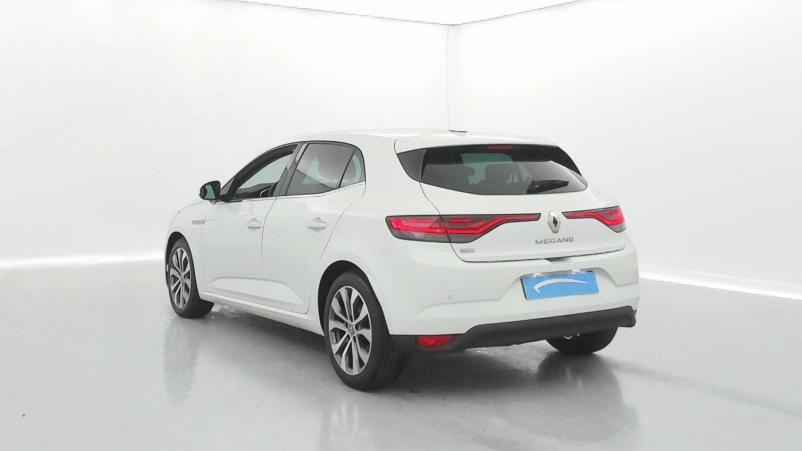 Vente en ligne Renault Megane 4  Blue dCi 115 EDC au prix de 21 490 €