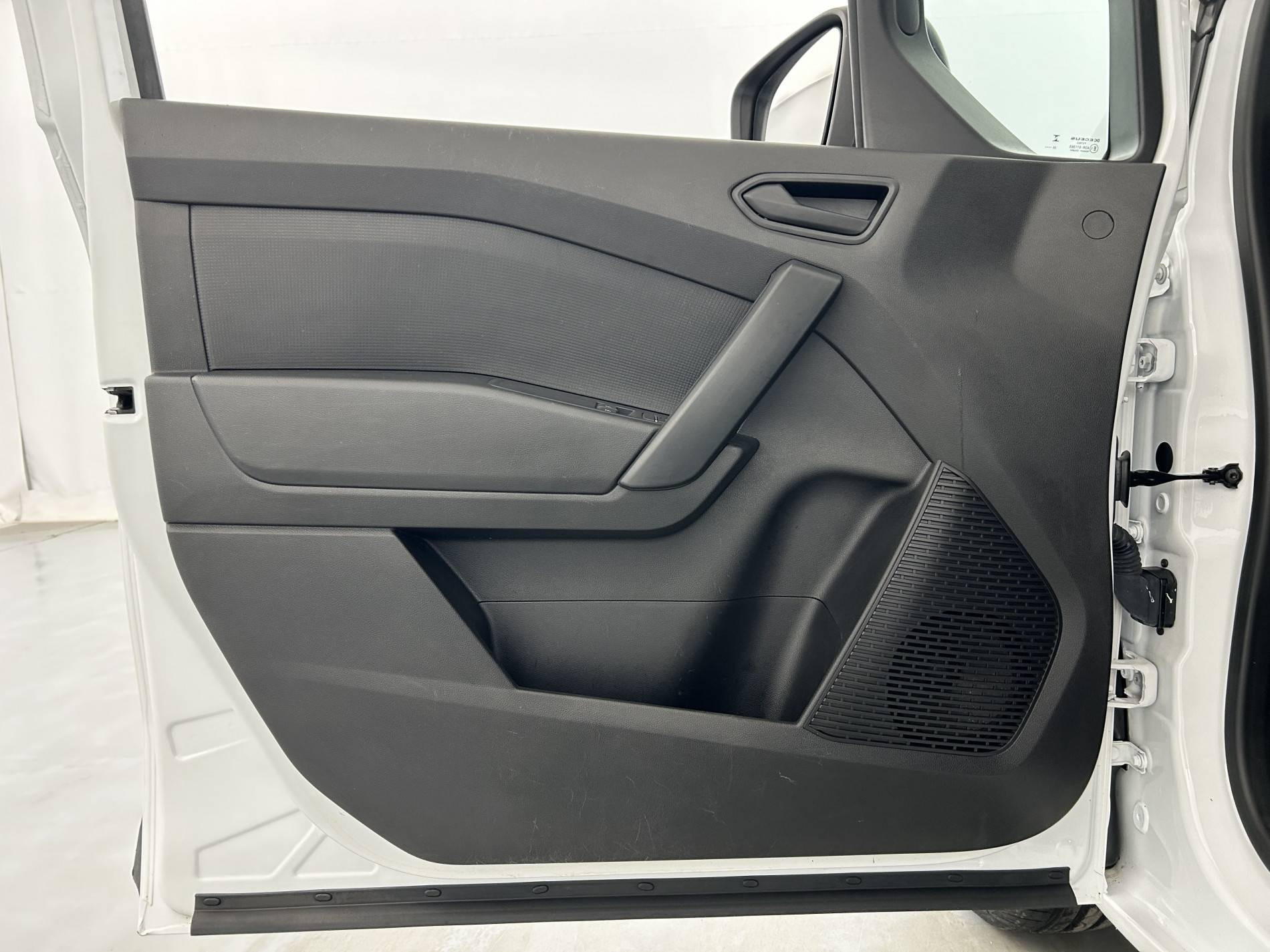 Vente en ligne Renault Kangoo Van  BLUE DCI 95 au prix de 18 900 €