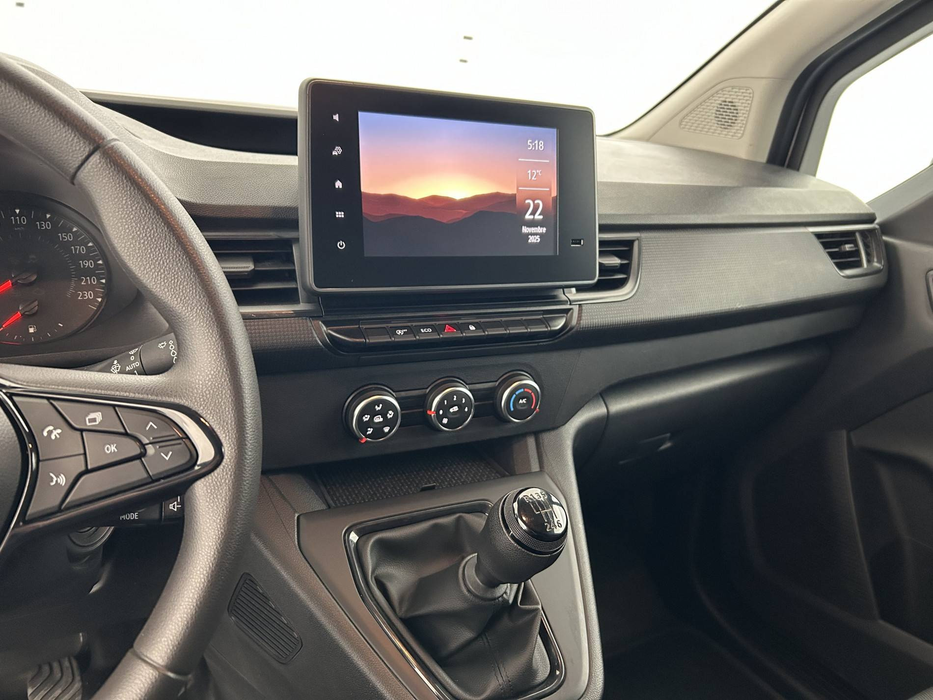 Vente en ligne Renault Kangoo Van  BLUE DCI 95 au prix de 18 900 €