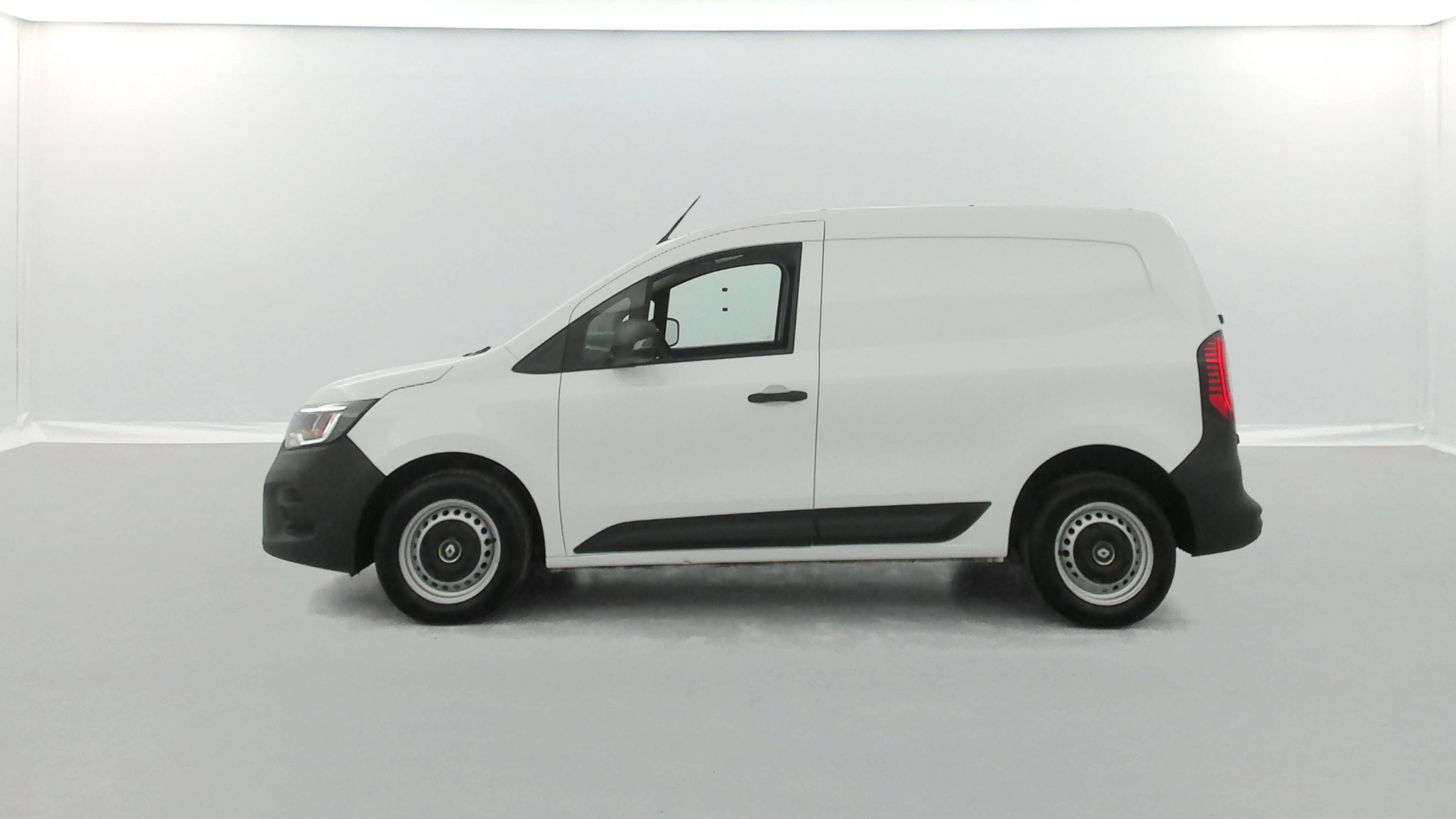 Vente en ligne Renault Kangoo Van  BLUE DCI 95 au prix de 18 900 €