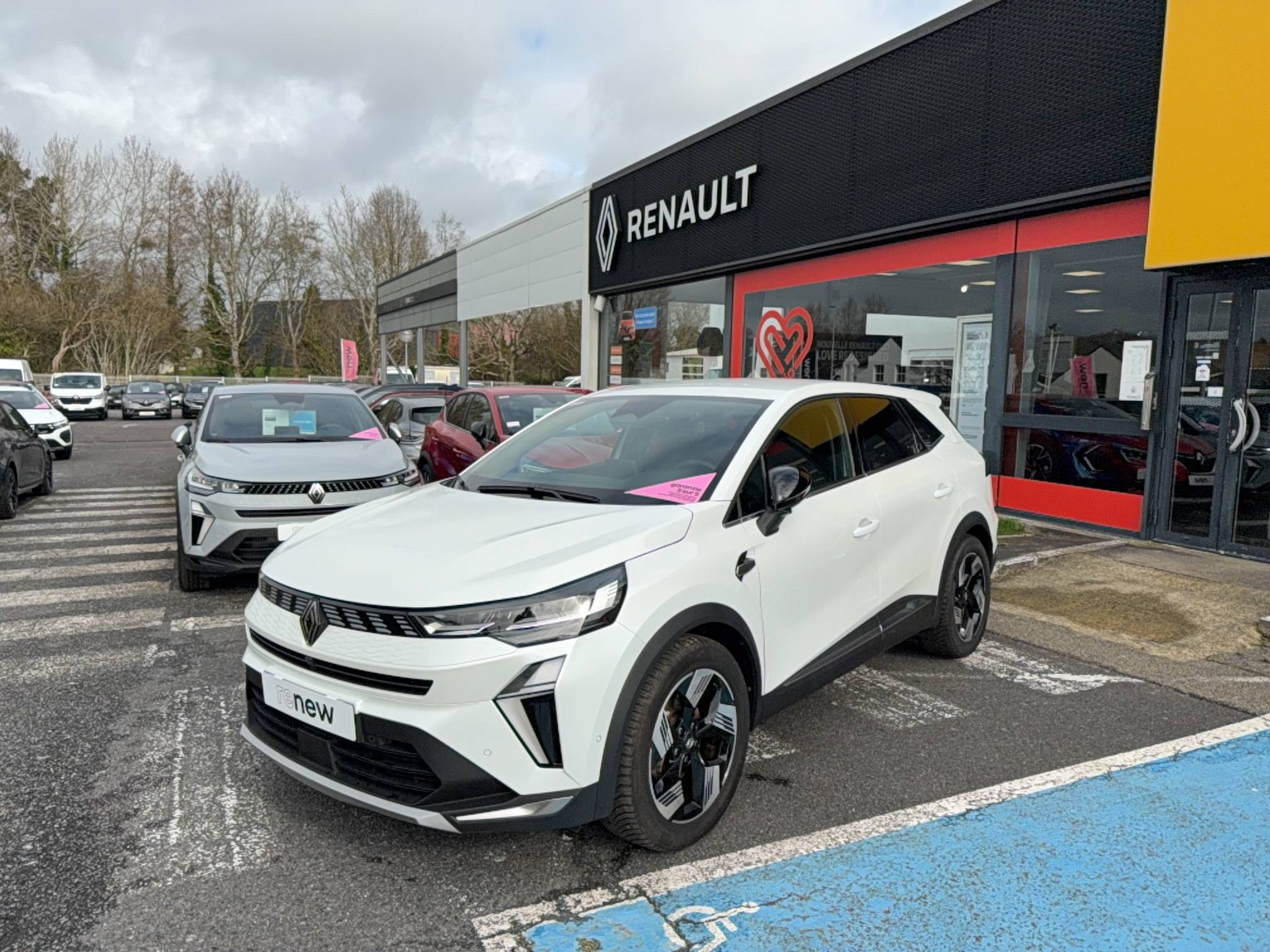 Renault Symbioz  E-Tech full hybrid 145 occasion de 2025 en vente à Auray