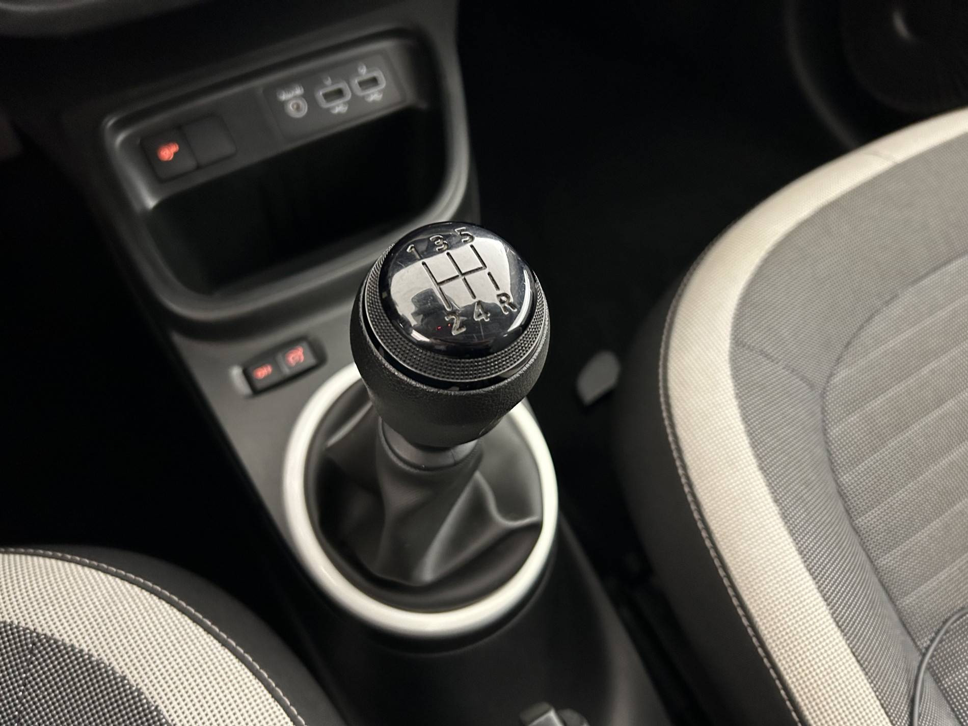 Vente en ligne Renault Twingo 3  SCe 65 au prix de 12 190 €