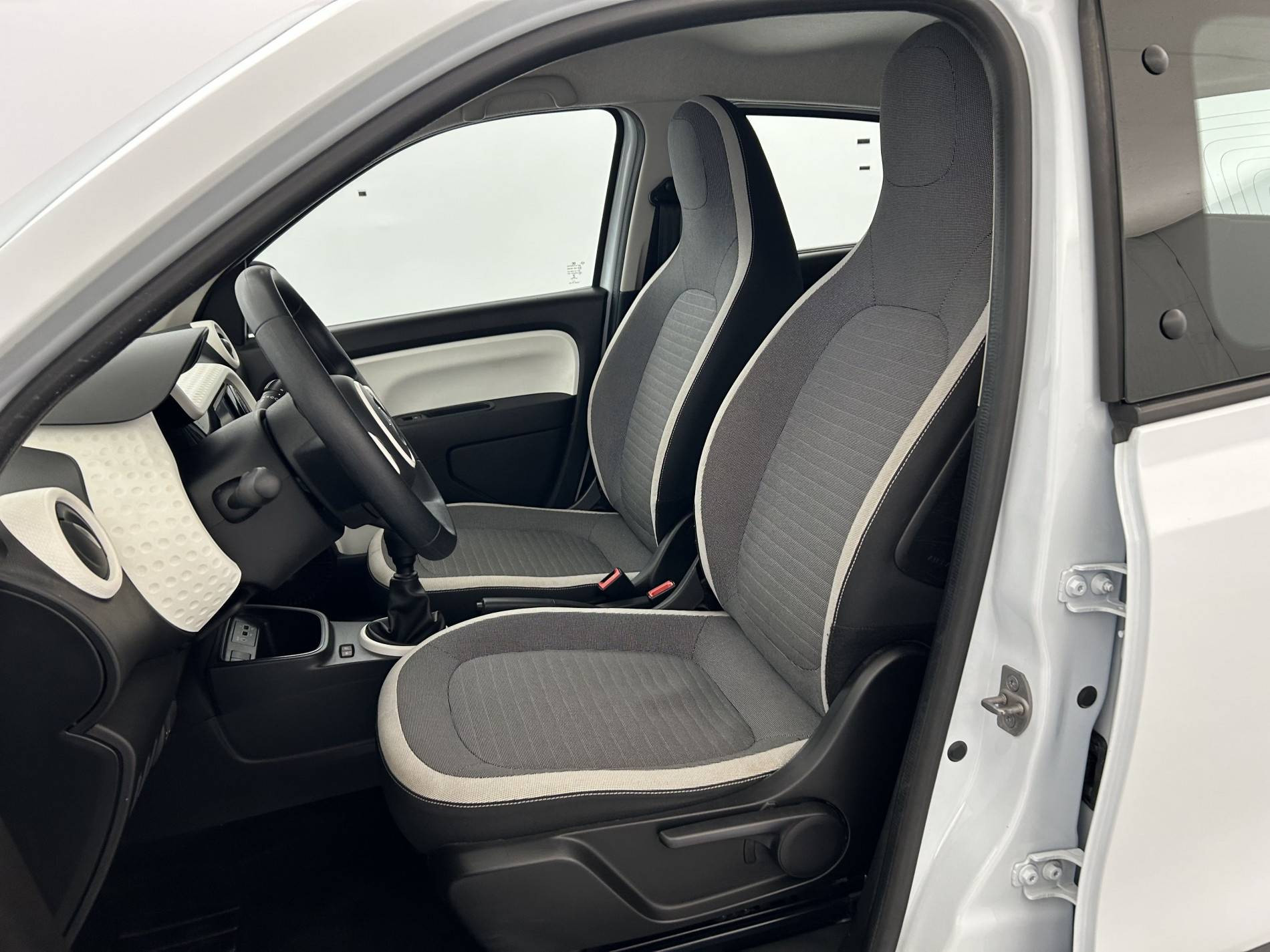 Vente en ligne Renault Twingo 3  SCe 65 au prix de 11 990 €