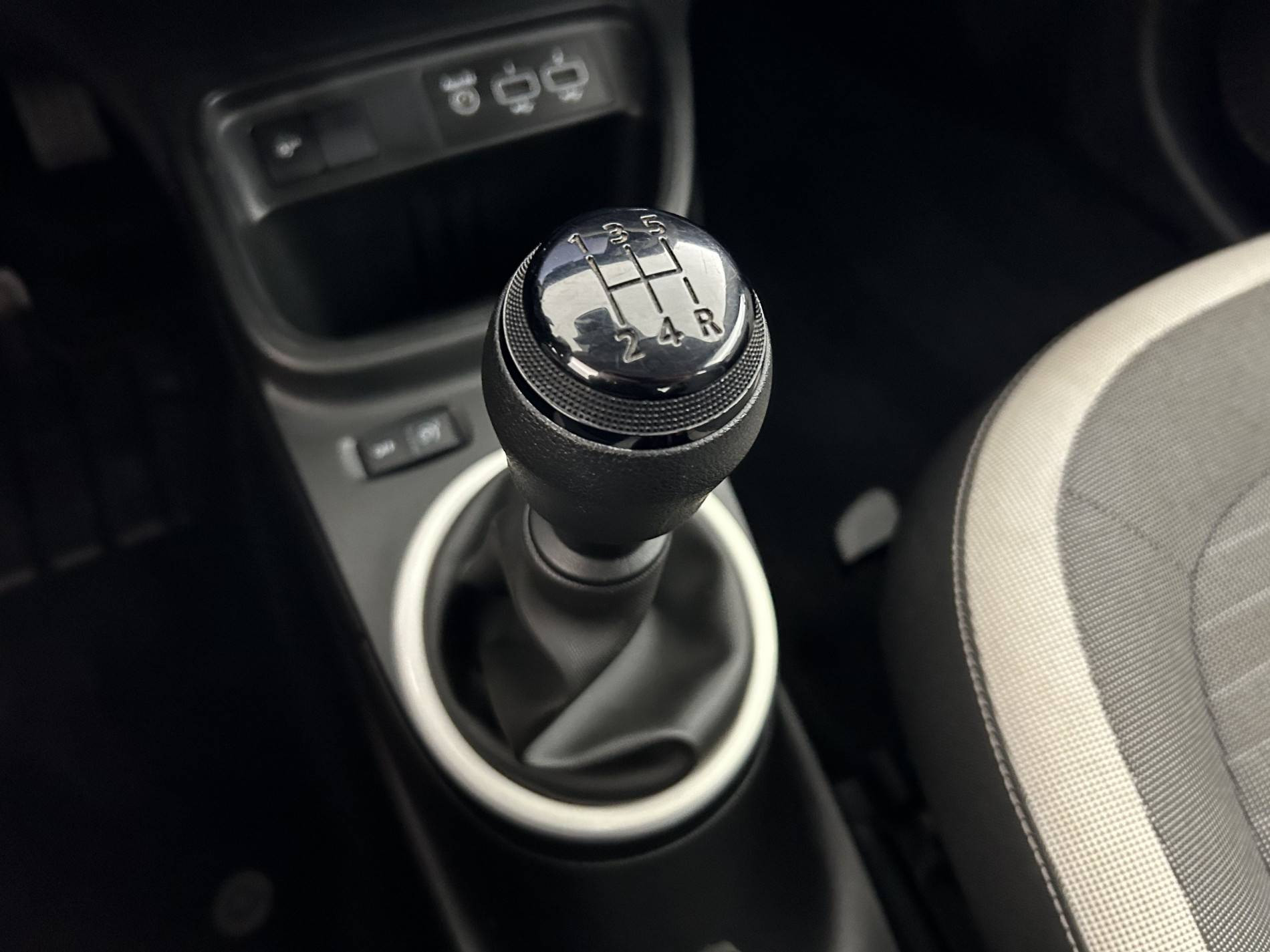 Vente en ligne Renault Twingo 3  SCe 65 au prix de 11 990 €