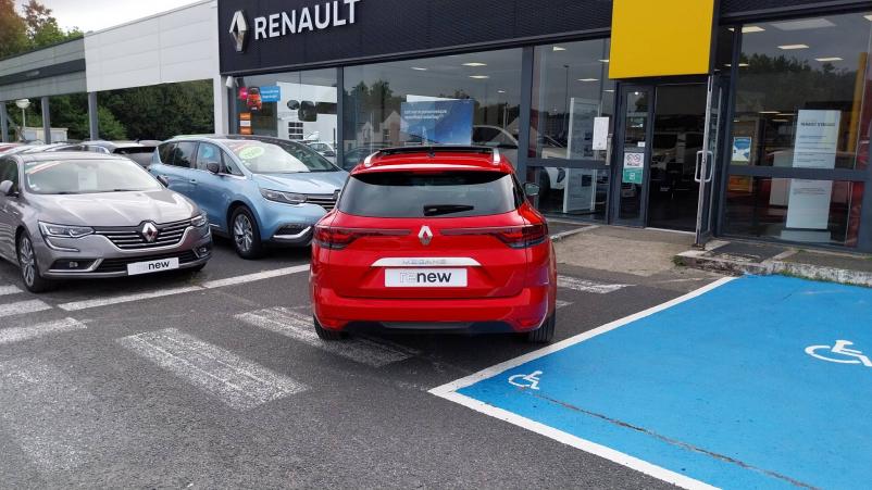 Vente en ligne Renault Megane 4 Estate  TCe 140 EDC au prix de 23 990 €