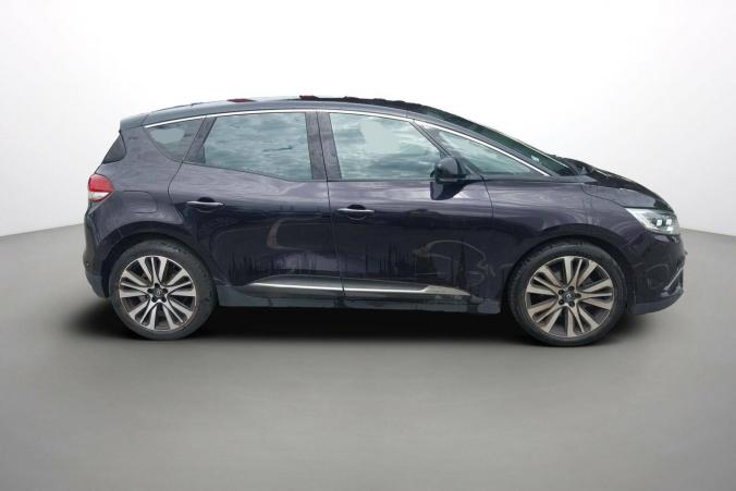 Vente en ligne Renault Scenic 4 Scenic TCe 160 FAP EDC au prix de 18 990 €