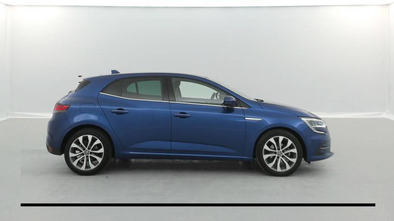 Vente en ligne Renault Megane 4  Blue dCi 115 EDC au prix de 23 790 €