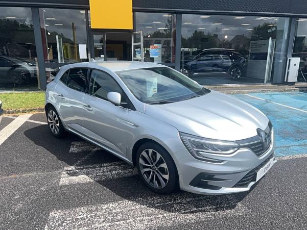 Vente en ligne Renault Megane 4  TCe 140 EDC au prix de 20 330 €