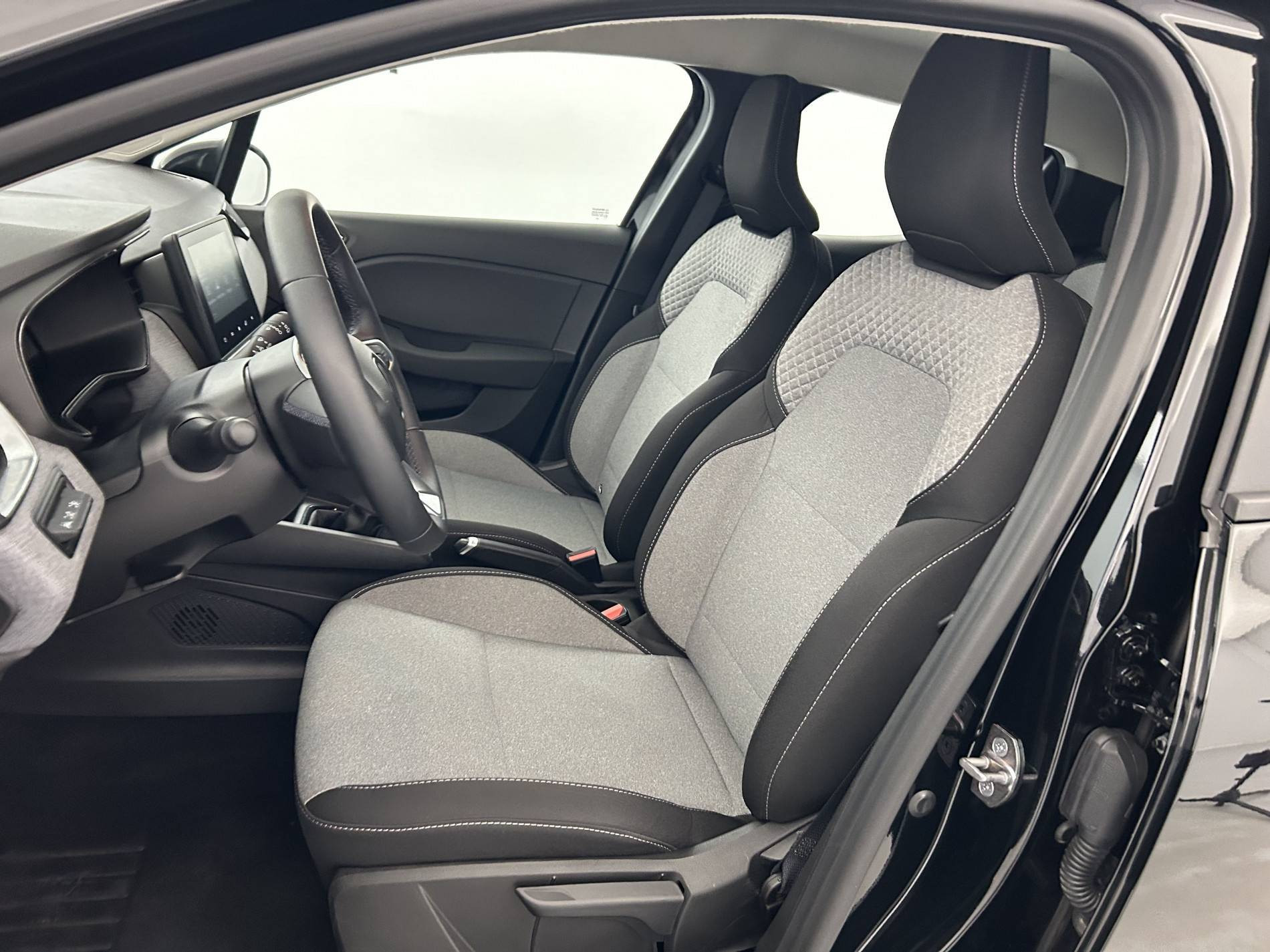 Vente en ligne Renault Clio 5 Clio TCe 90 au prix de 15 490 €