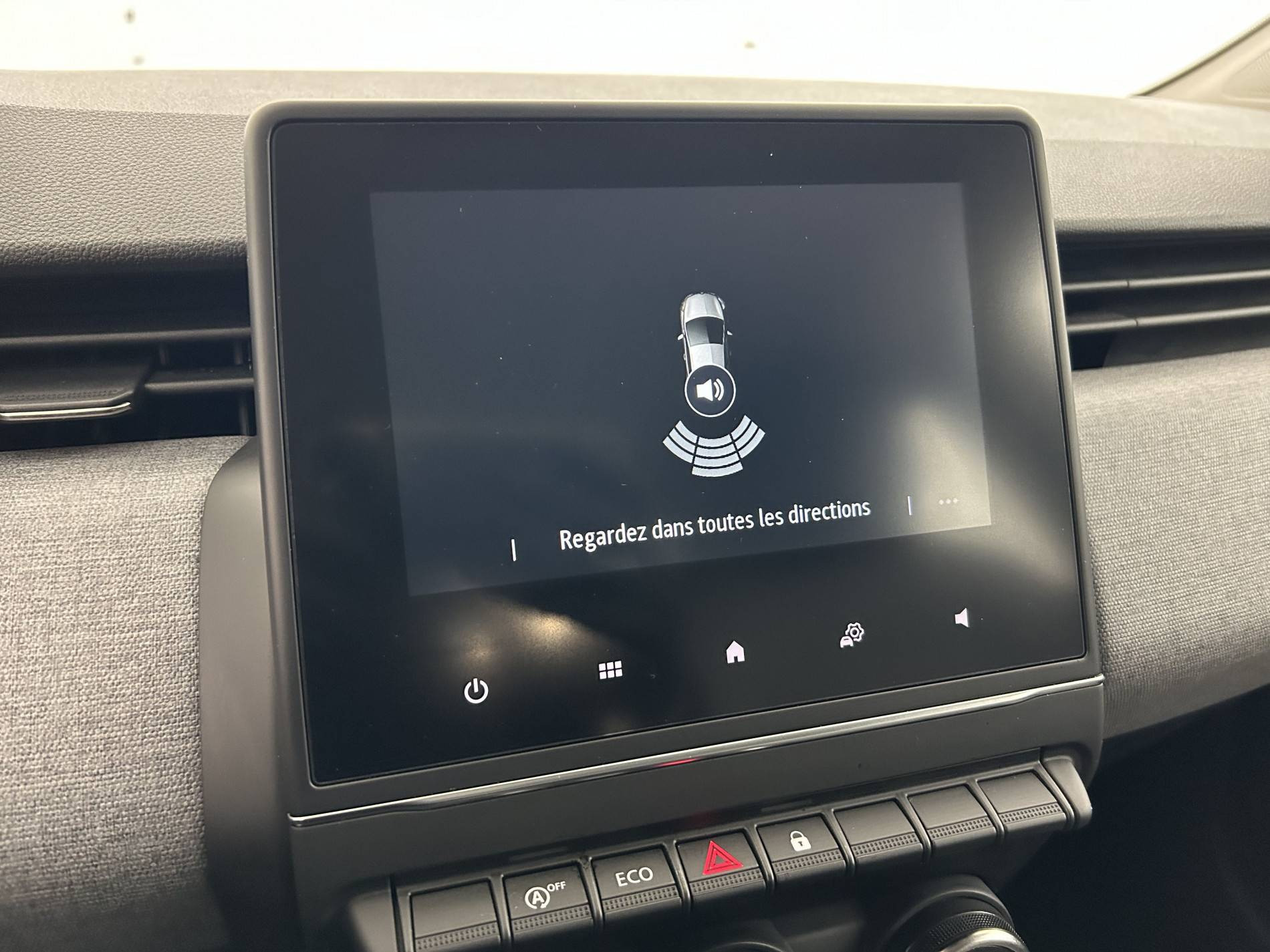 Vente en ligne Renault Clio 5 Clio TCe 90 au prix de 15 490 €