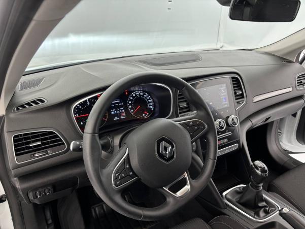 Vente en ligne Renault Megane 4 Mégane IV Berline Blue dCi 115 - 21N au prix de 18 490 €
