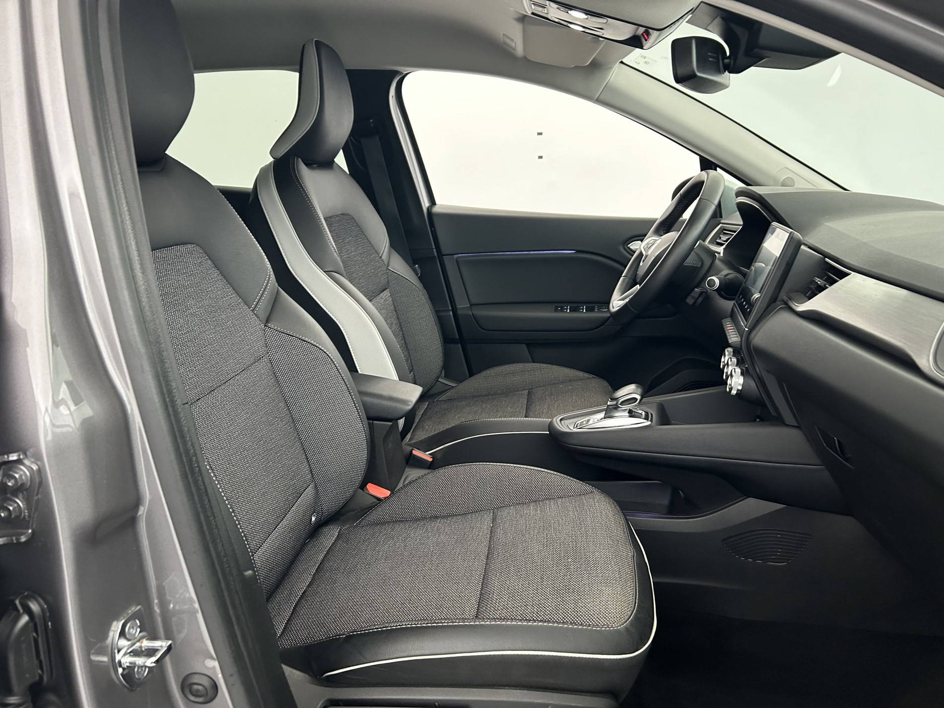 Vente en ligne Renault Captur  E-Tech Plug-in 160 au prix de 19 870 €