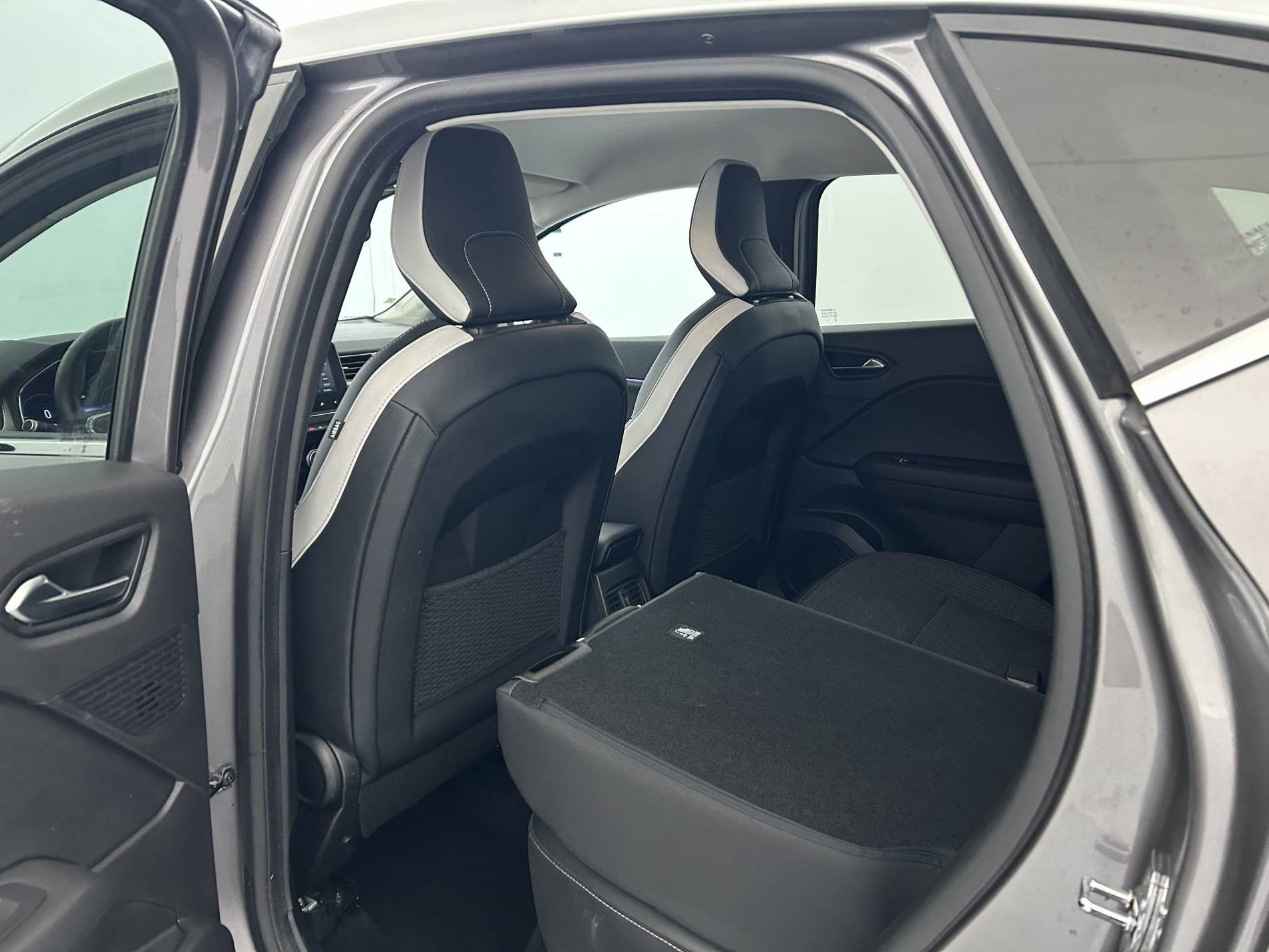 Vente en ligne Renault Captur  E-Tech Plug-in 160 au prix de 19 870 €