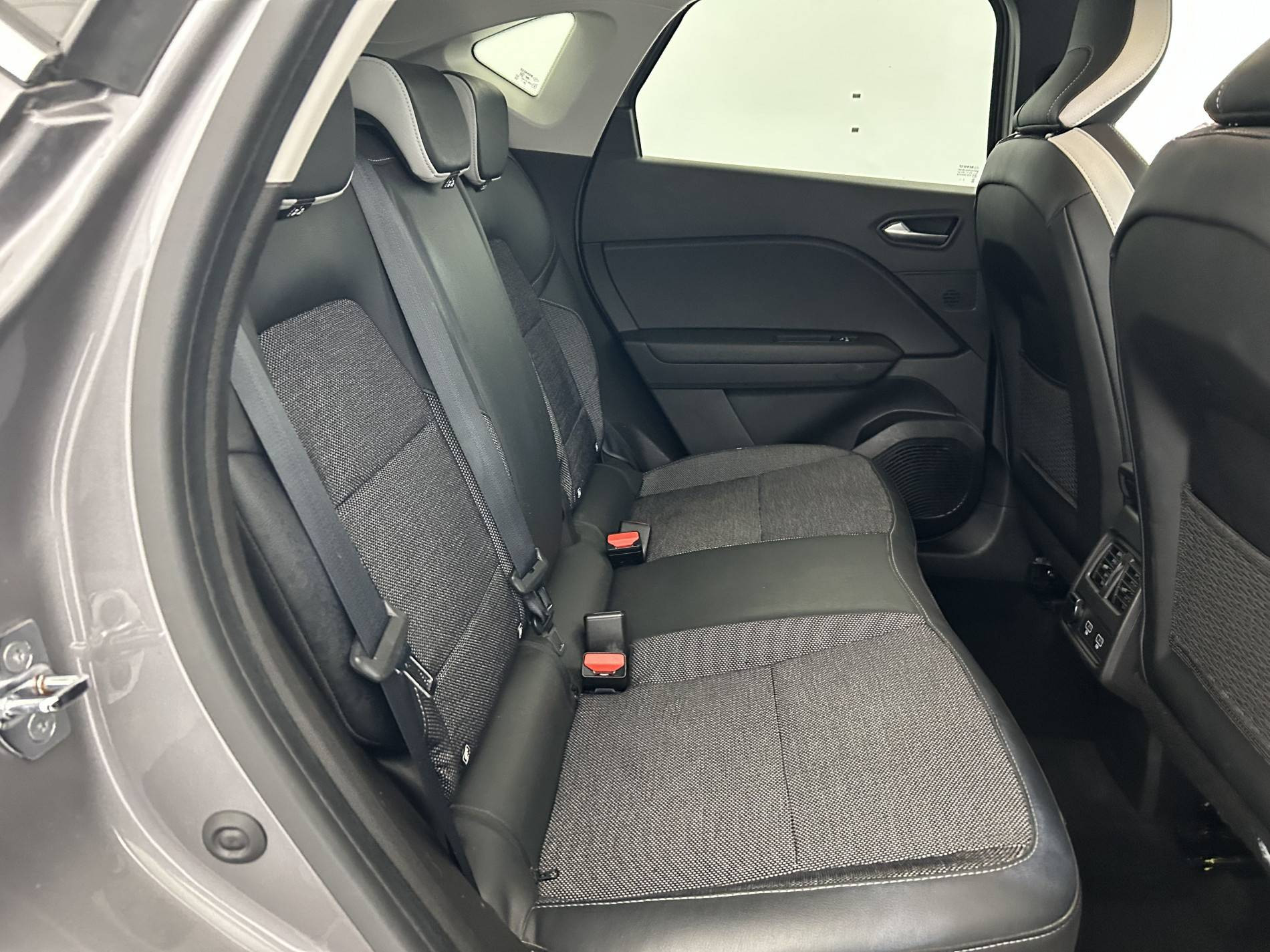 Vente en ligne Renault Captur  E-Tech Plug-in 160 au prix de 19 870 €