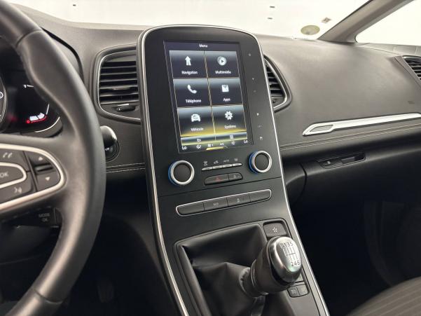 Vente en ligne Renault Grand Scenic 4 Grand Scenic dCi 110 Energy au prix de 16 570 €