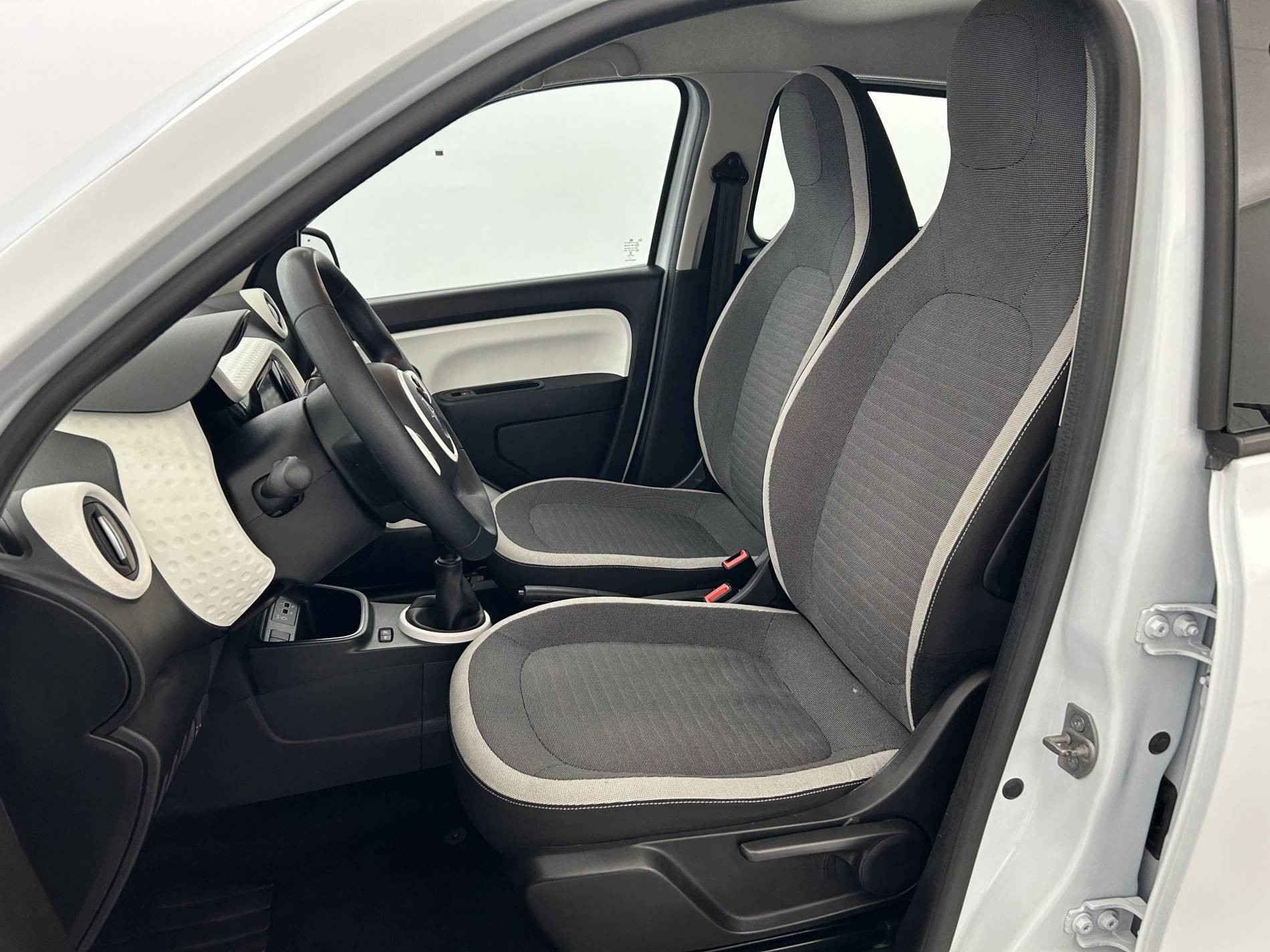 Vente en ligne Renault Twingo 3  SCe 65 au prix de 11 990 €