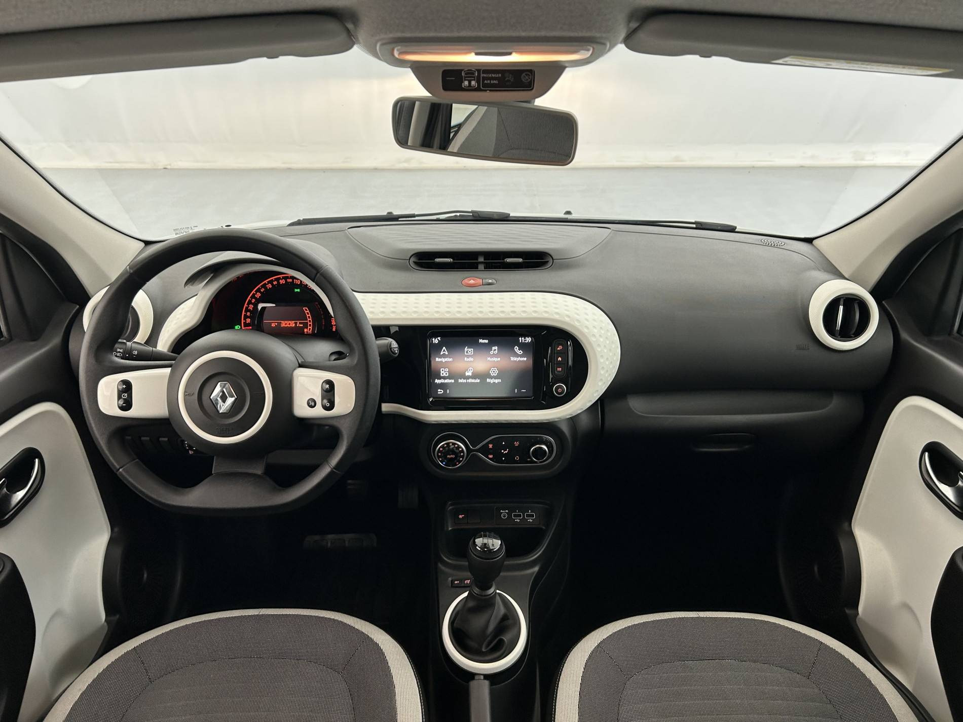 Vente en ligne Renault Twingo 3  SCe 65 au prix de 11 990 €