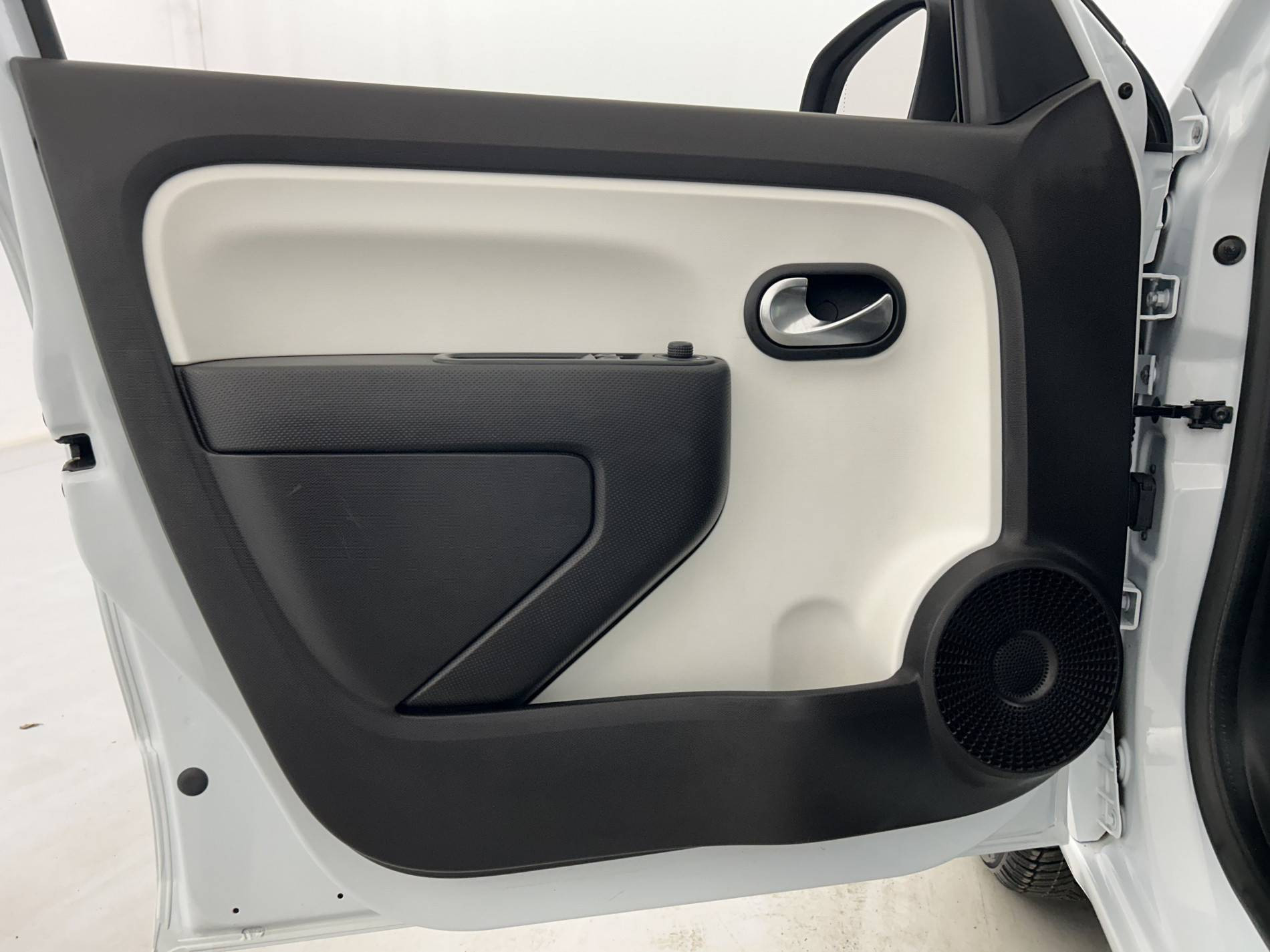 Vente en ligne Renault Twingo 3  SCe 65 au prix de 11 990 €