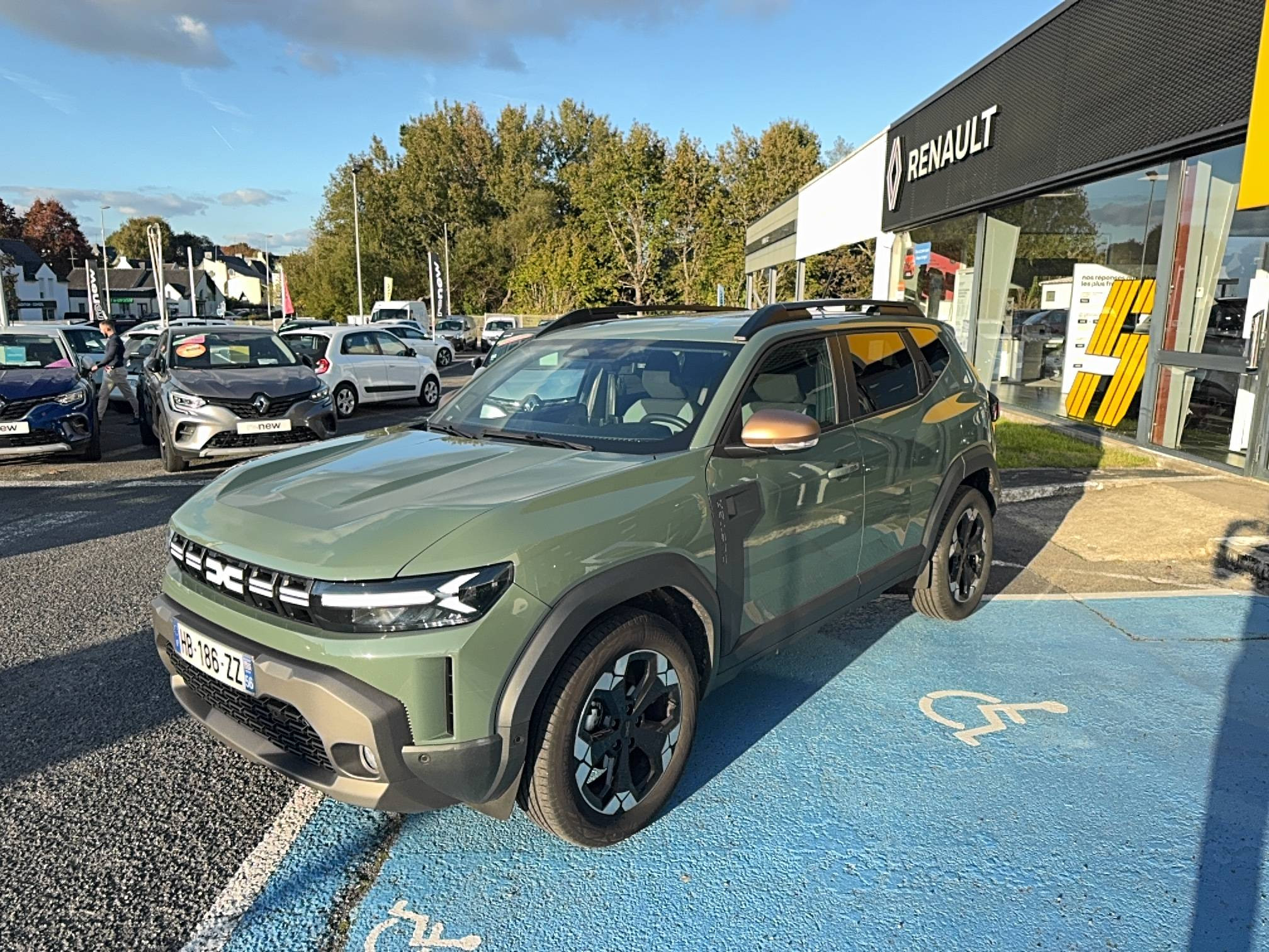 Vente en ligne Dacia Duster  Mild Hybrid 130 au prix de 25 490 €