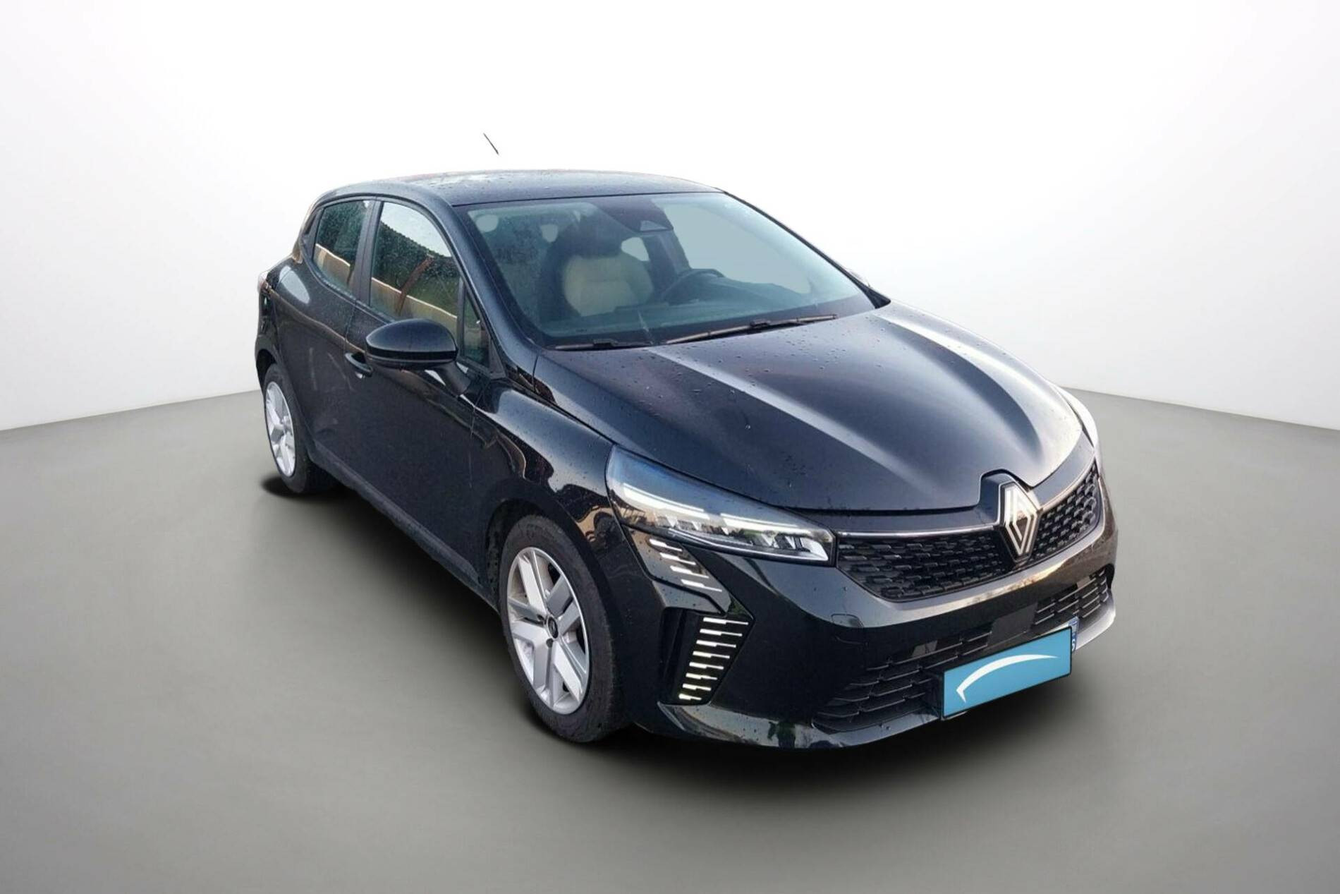 Vente en ligne Renault Clio 5 Clio TCe 90 au prix de 15 490 €