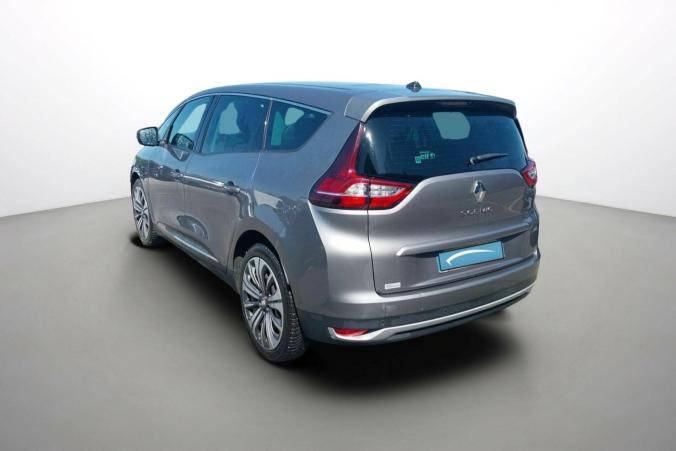 Vente en ligne Renault Grand Scenic 4 Grand Scenic Blue dCi 120 au prix de 18 300 €