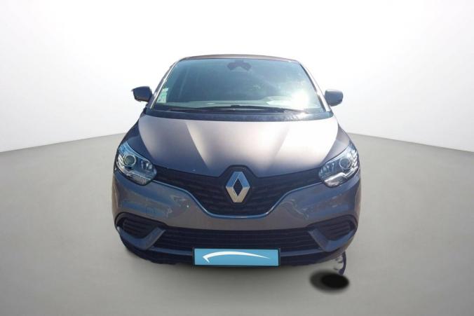 Vente en ligne Renault Grand Scenic 4 Grand Scenic Blue dCi 120 au prix de 18 300 €