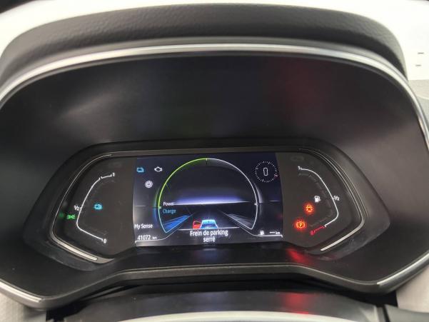 Vente en ligne Renault Clio 5 Clio E-Tech 140 au prix de 17 390 €