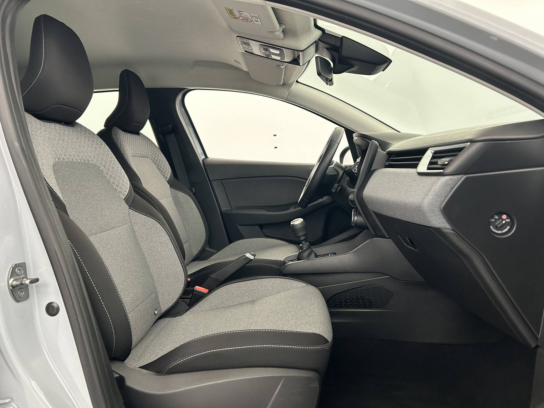 Vente en ligne Renault Clio 5 Clio TCe 90 au prix de 15 990 €