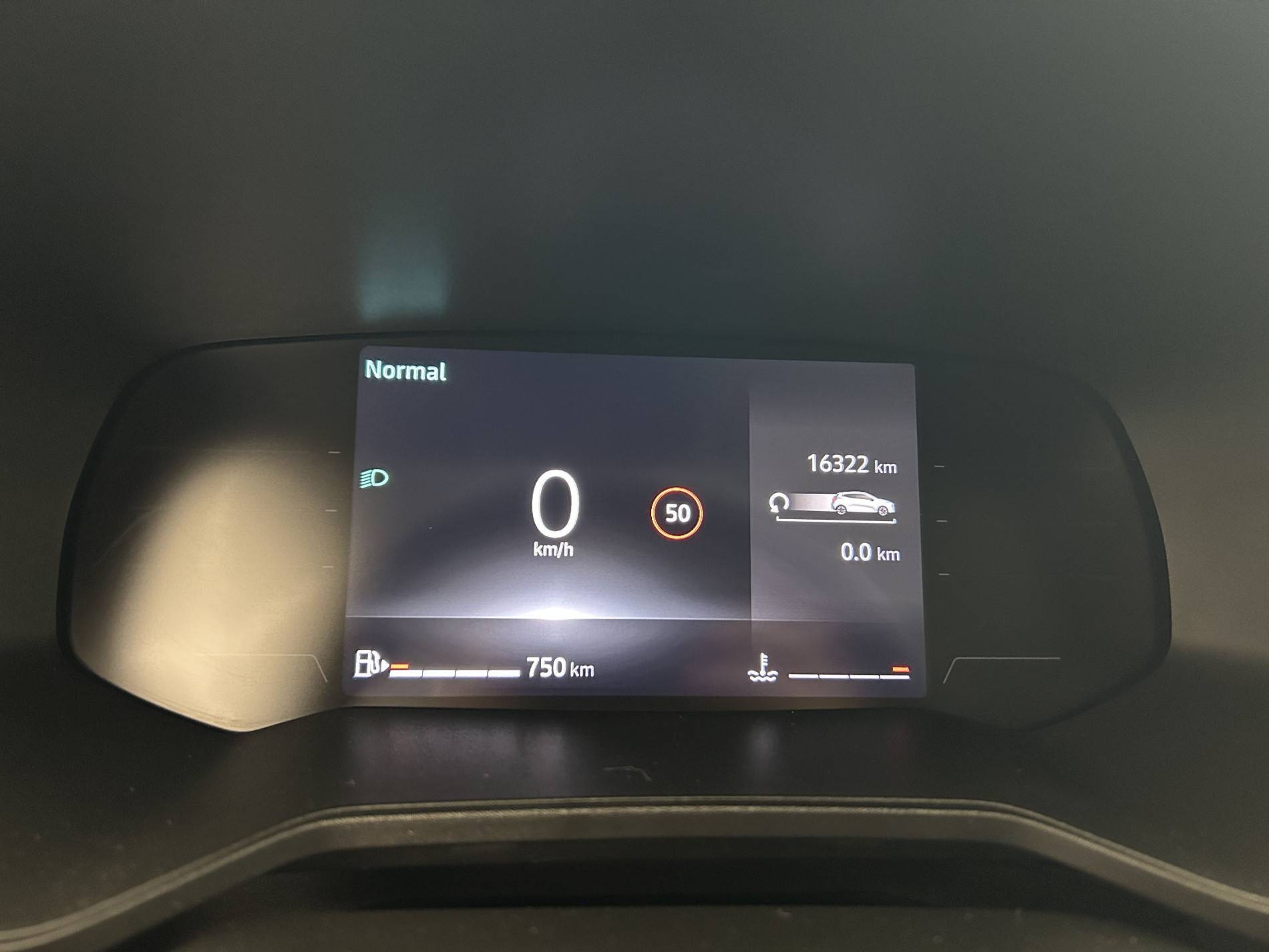 Vente en ligne Renault Clio 5 Clio TCe 90 au prix de 15 990 €