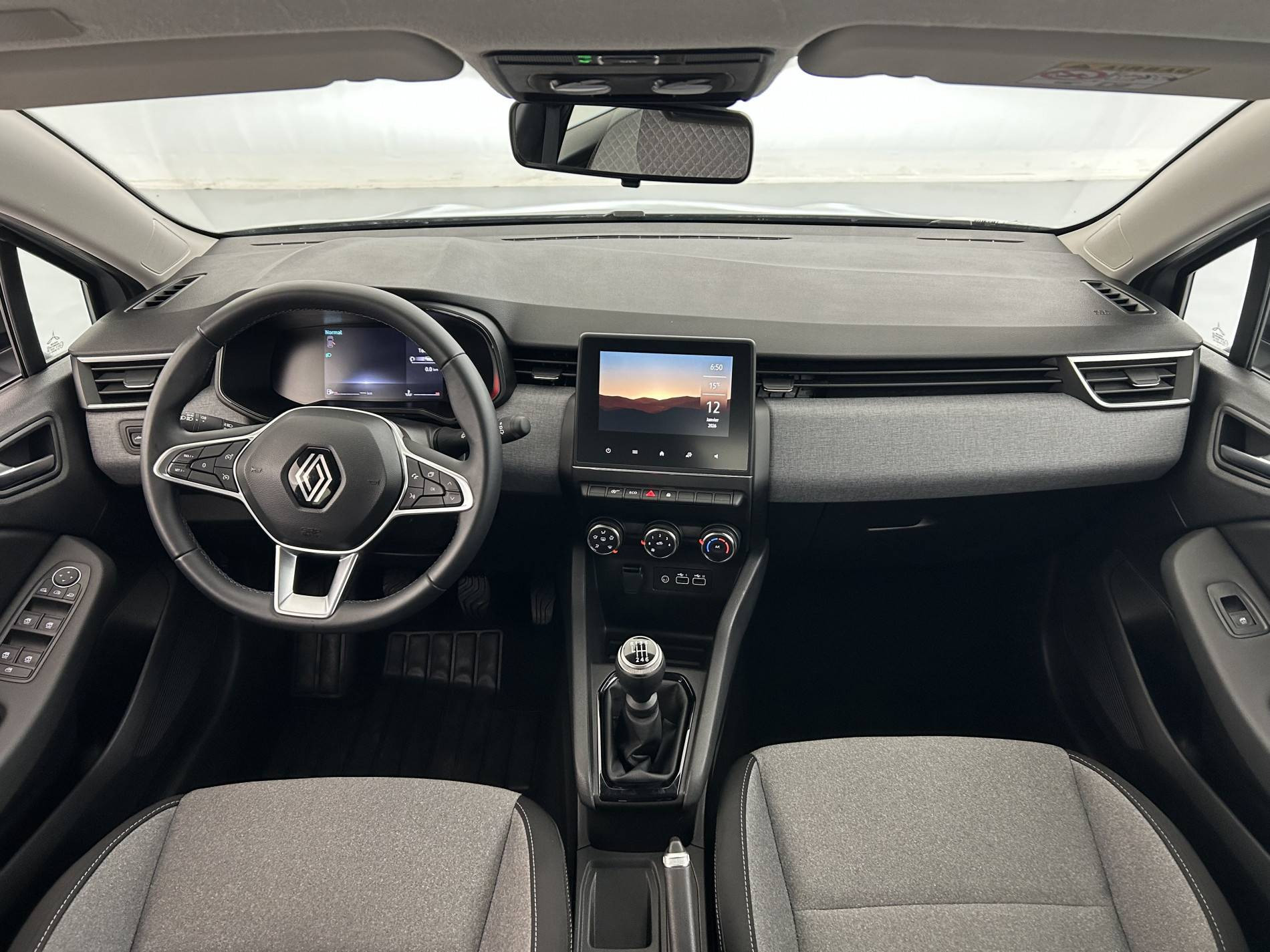 Vente en ligne Renault Clio 5 Clio TCe 90 au prix de 15 990 €