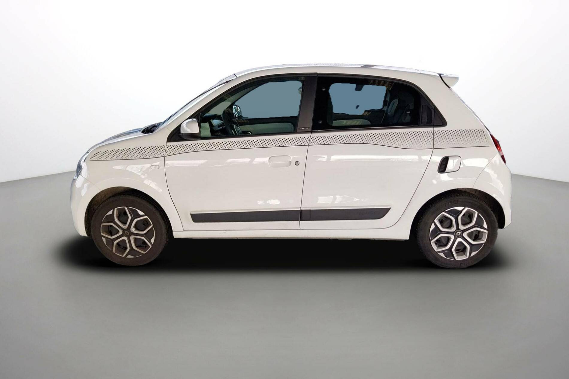 Vente en ligne Renault Twingo 3  SCe 65 - 21 au prix de 11 670 €