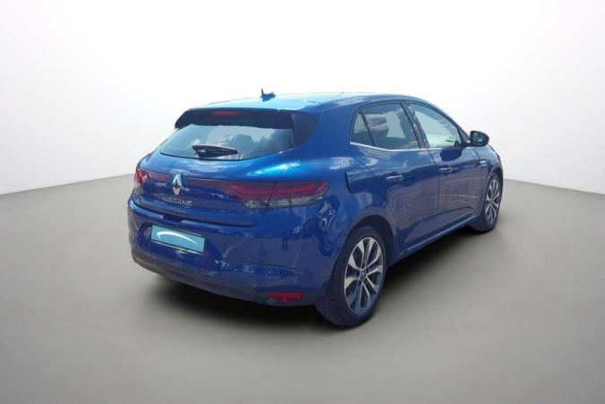 Vente en ligne Renault Megane 4  Blue dCi 115 EDC au prix de 23 790 €