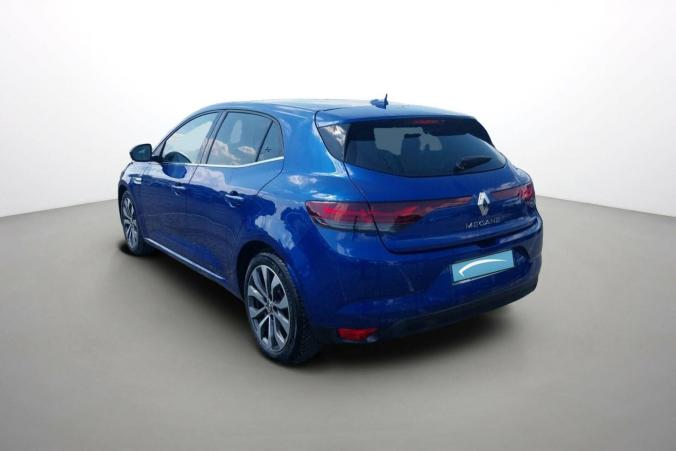 Vente en ligne Renault Megane 4  Blue dCi 115 EDC au prix de 23 790 €