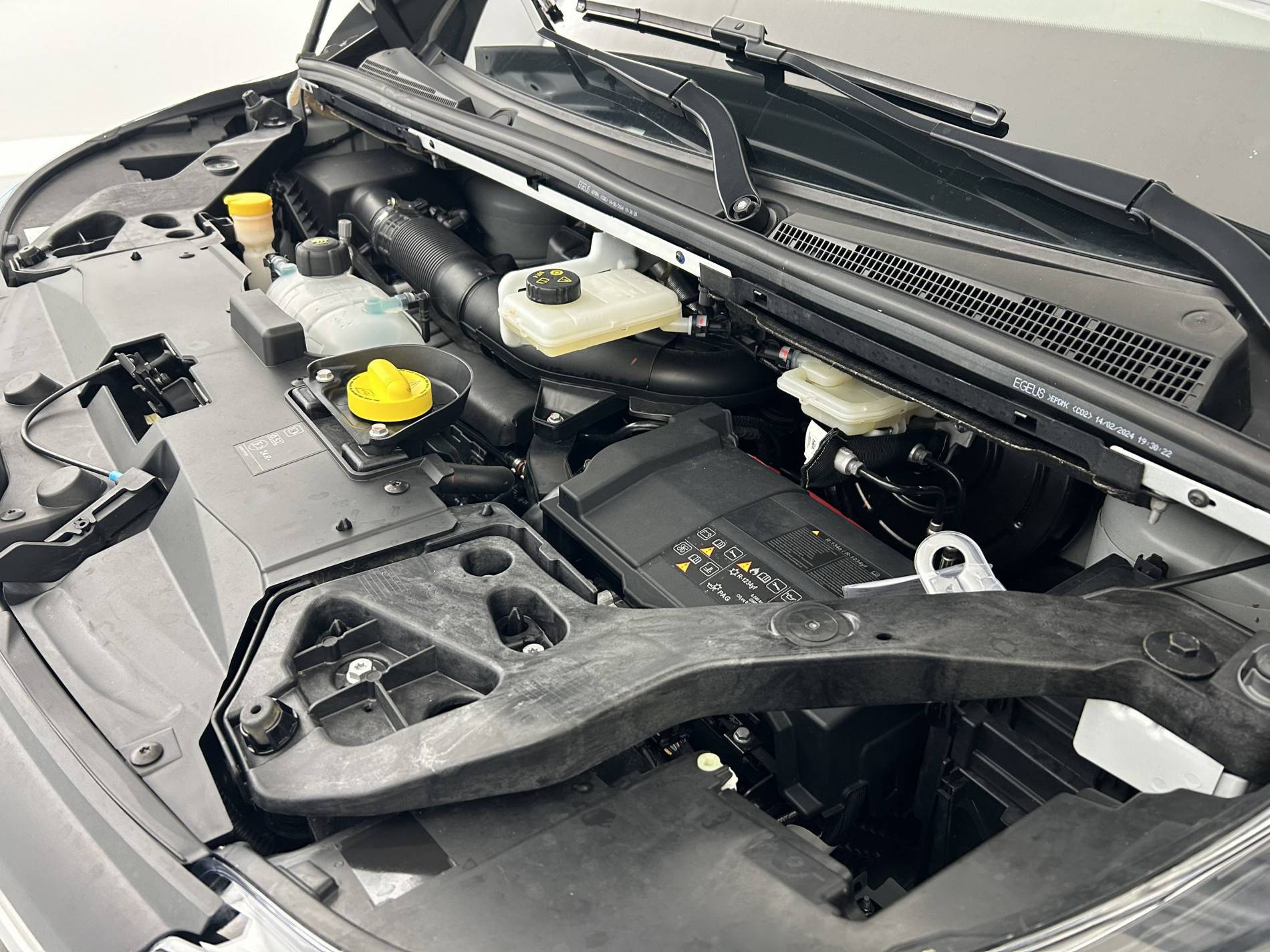 Vente en ligne Renault Trafic 3 Fourgon TRAFIC FGN L1H1 3000 KG BLUE DCI 130 au prix de 24 770 €