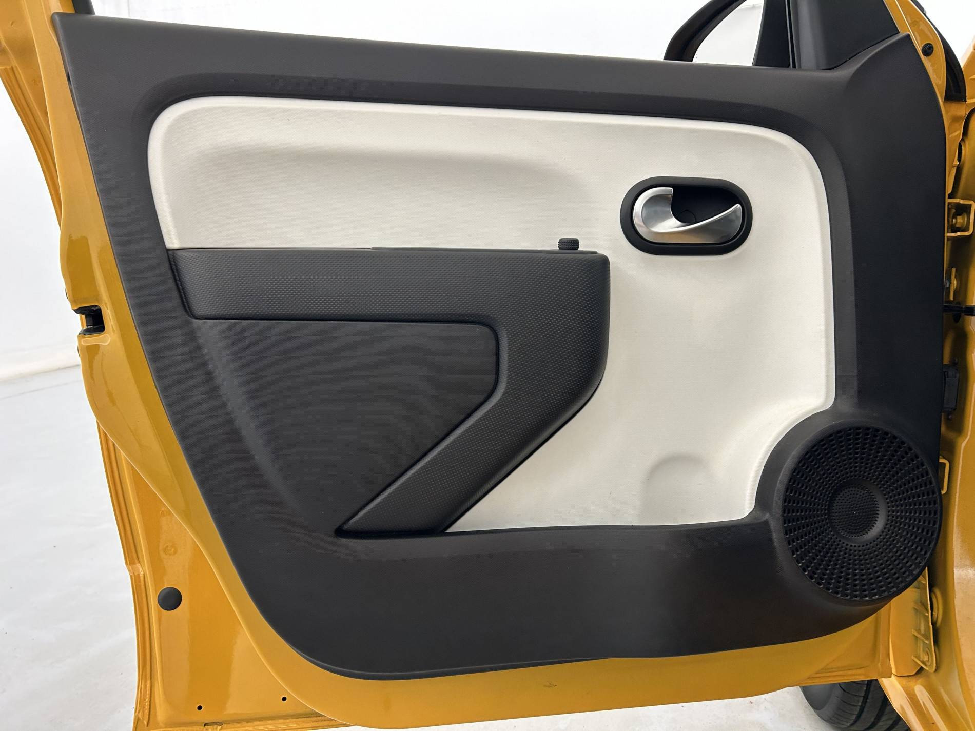 Vente en ligne Renault Twingo 3  SCe 65 au prix de 11 990 €