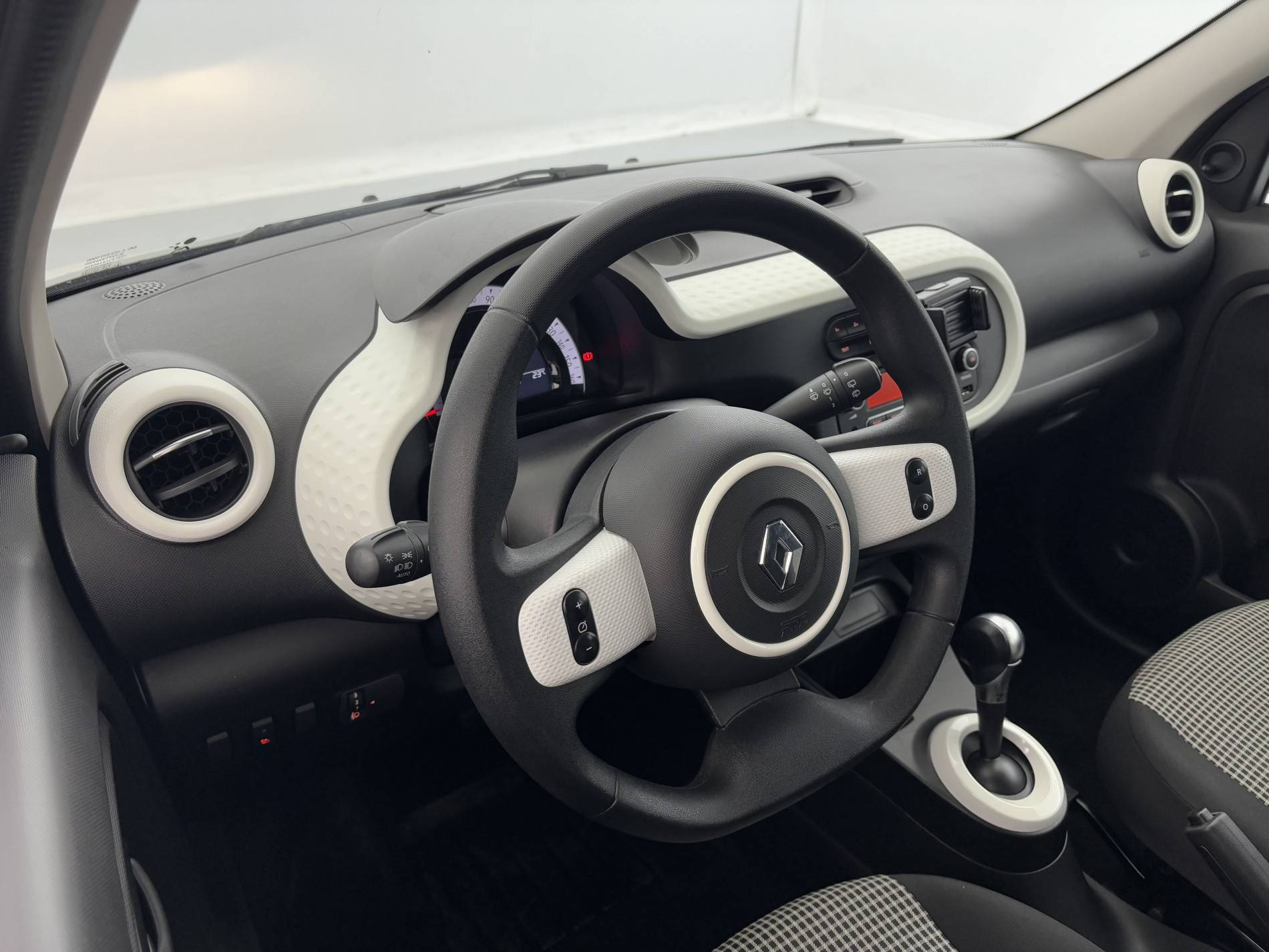 Vente en ligne Renault Twingo Electrique Twingo III Achat Intégral - 21 au prix de 9 990 €