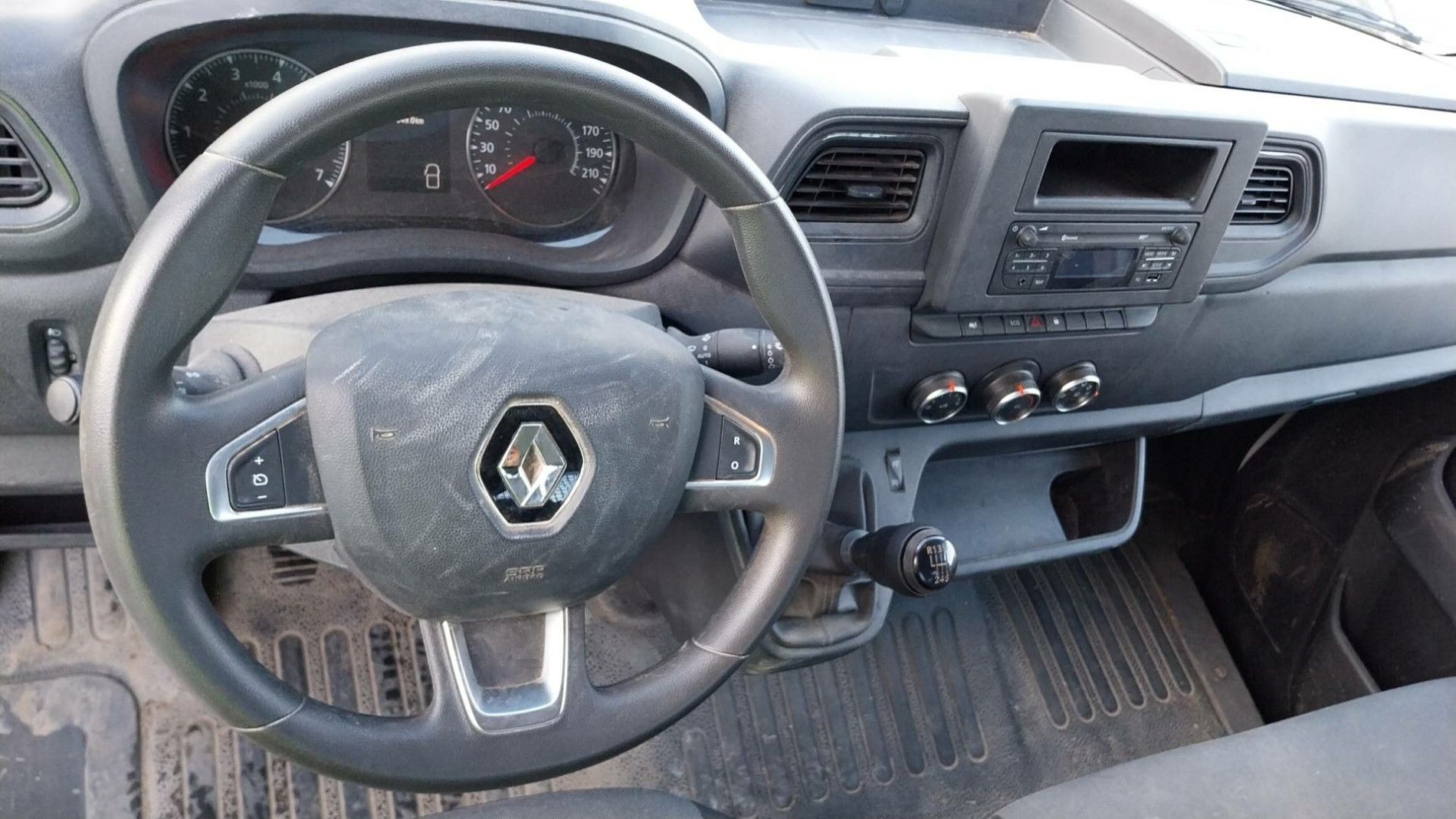 Vente en ligne Renault Master 3 Châssis Cabine MASTER CC PROP RJ3500 L2 PAFC BLUE DCI 130 EURO VI BENNE au prix de 33 290 €