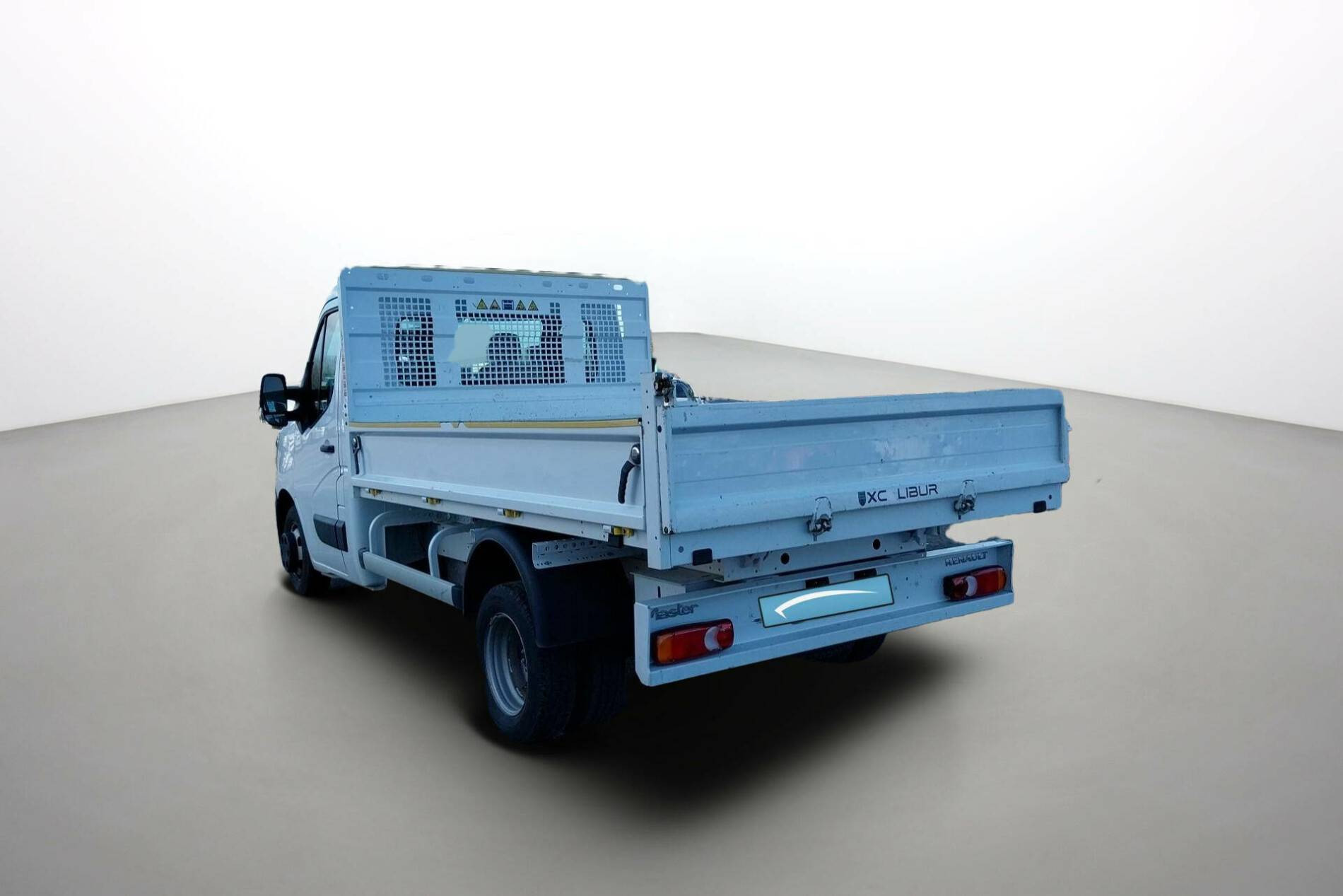 Vente en ligne Renault Master 3 Châssis Cabine MASTER CC PROP RJ3500 L2 PAFC BLUE DCI 130 EURO VI BENNE au prix de 33 290 €