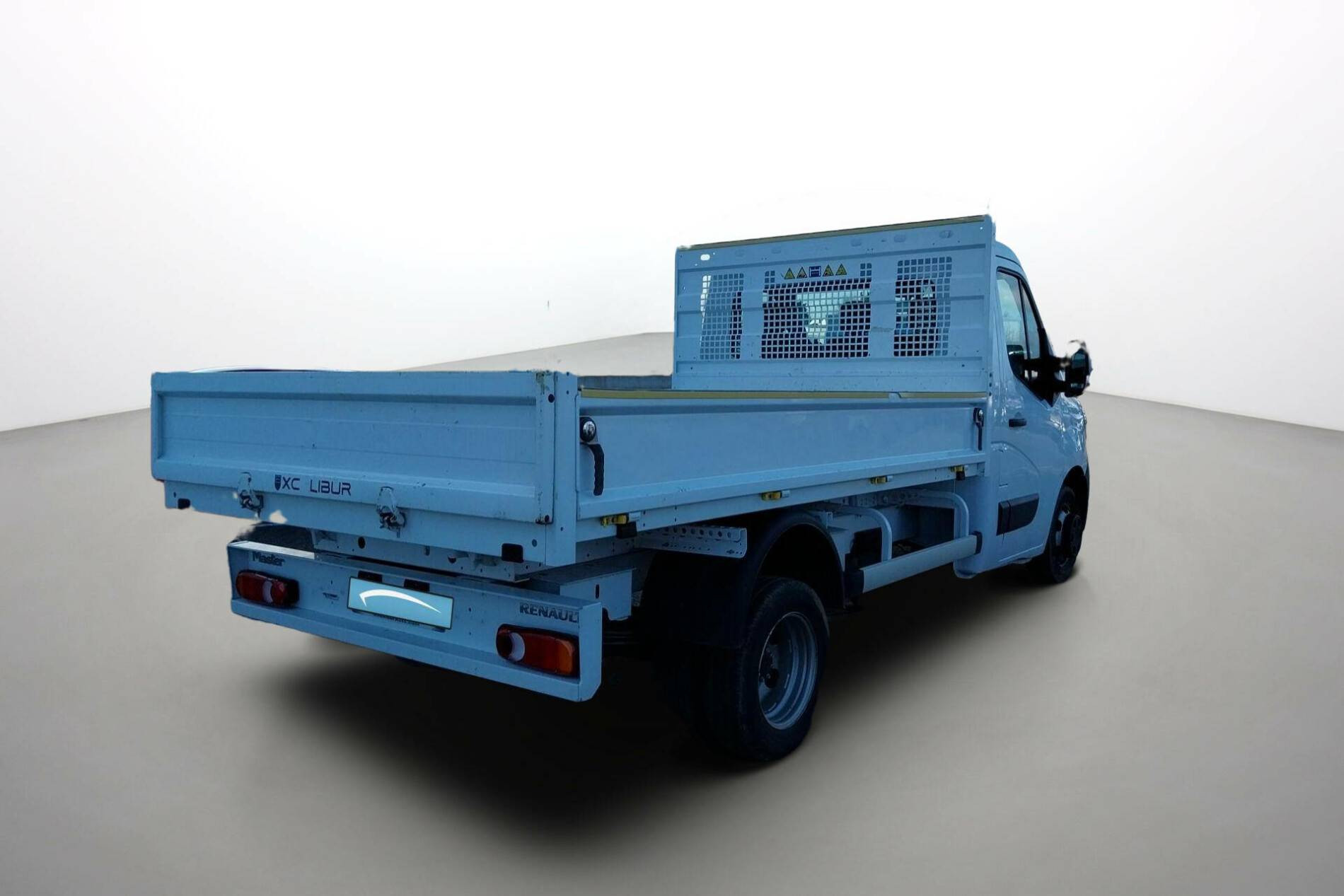 Vente en ligne Renault Master 3 Châssis Cabine MASTER CC PROP RJ3500 L2 PAFC BLUE DCI 130 EURO VI BENNE au prix de 33 290 €