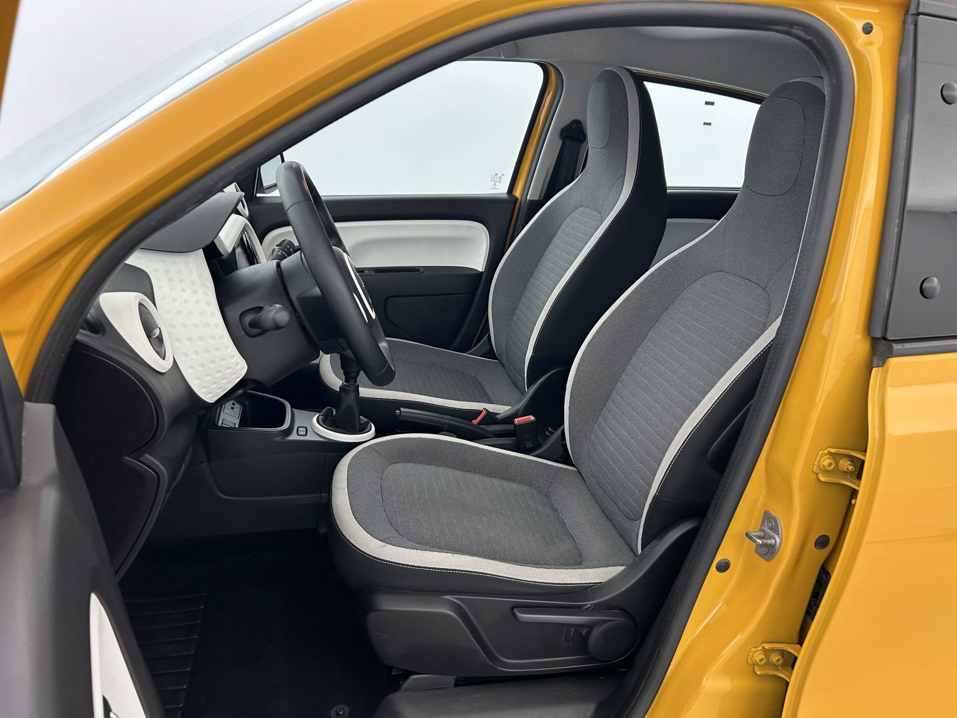 Vente en ligne Renault Twingo 3  SCe 65 au prix de 11 990 €