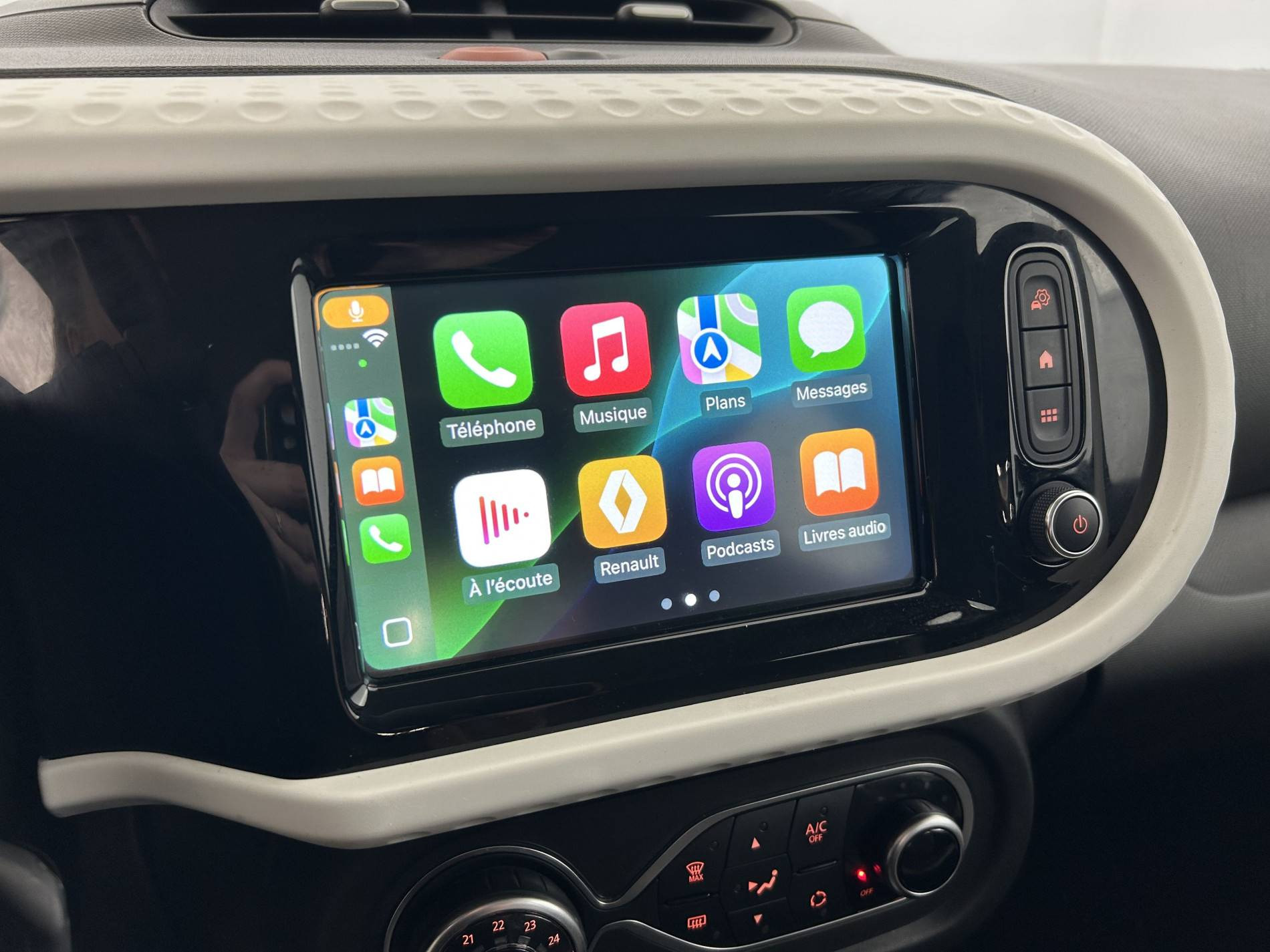 Vente en ligne Renault Twingo 3  SCe 65 au prix de 11 990 €