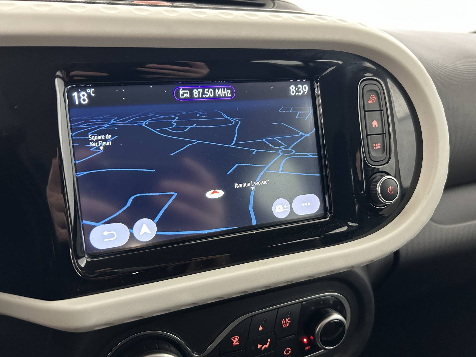 Vente en ligne Renault Twingo 3  SCe 65 au prix de 11 990 €