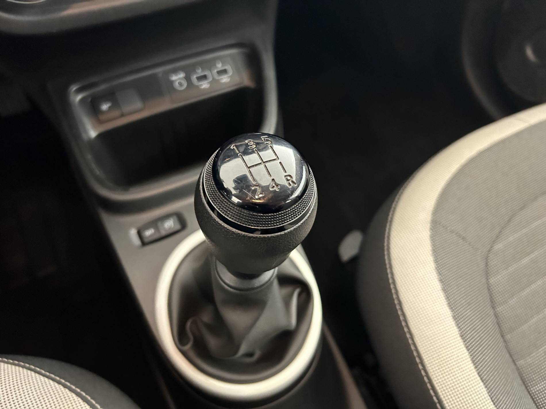 Vente en ligne Renault Twingo 3  SCe 65 au prix de 11 990 €