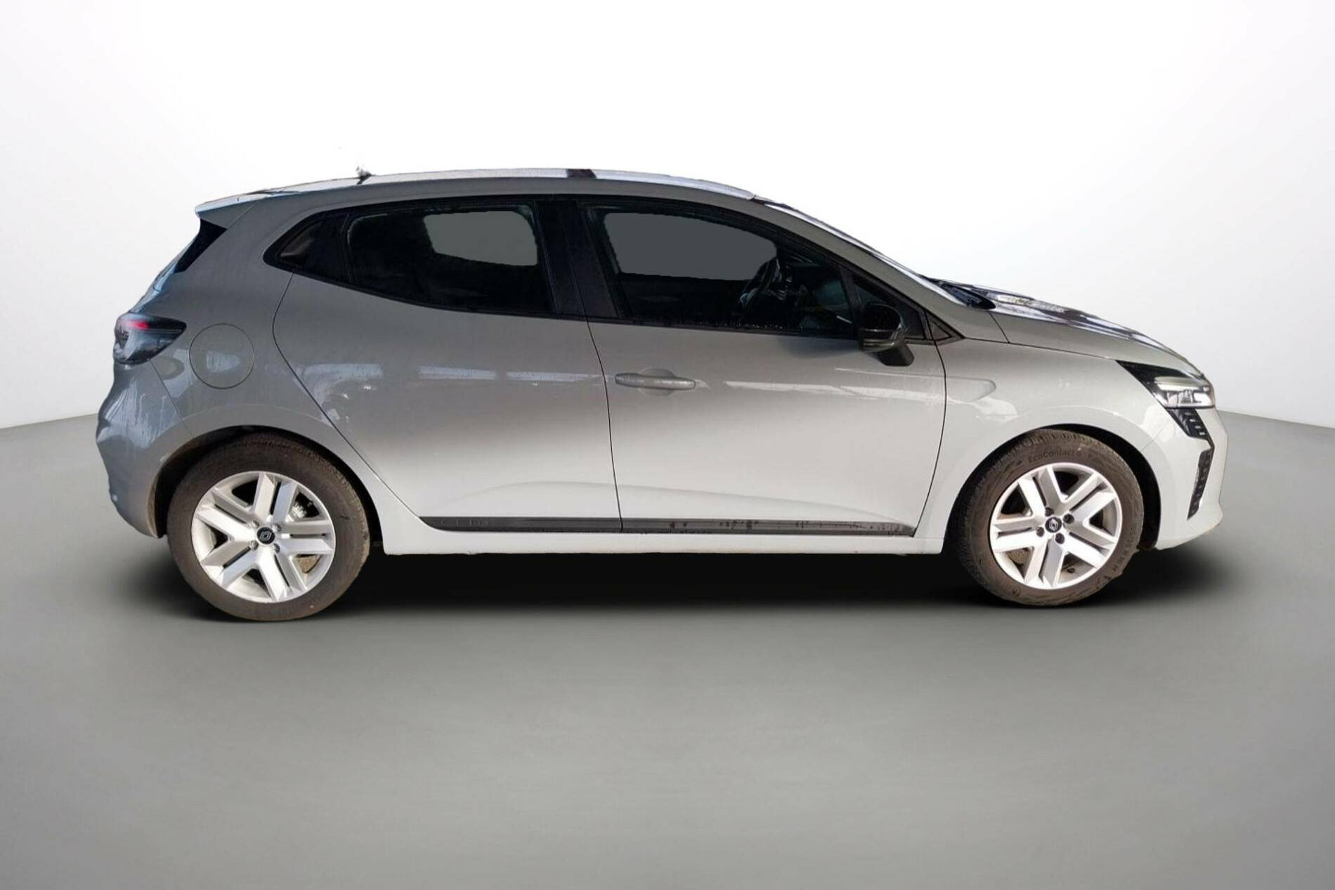 Vente en ligne Renault Clio 5 Clio TCe 90 au prix de 15 990 €