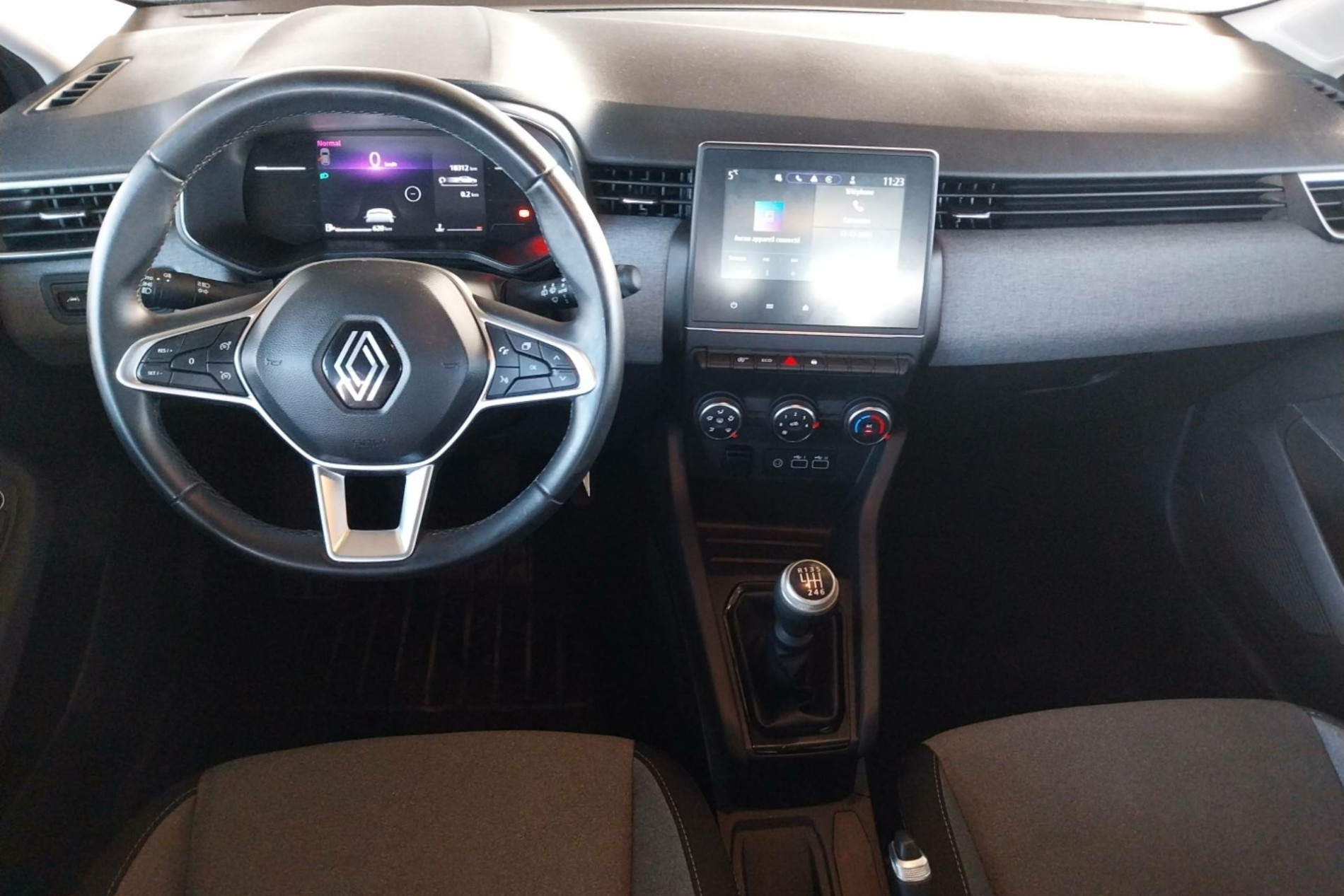 Vente en ligne Renault Clio 5 Clio TCe 90 au prix de 15 490 €