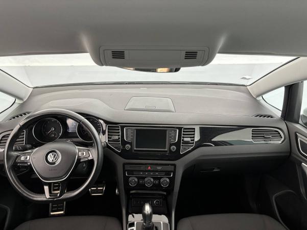 Vente en ligne Volkswagen Golf SW  1.4 TSI 125 BMT DSG7 au prix de 13 990 €