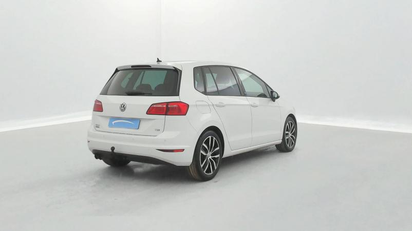 Vente en ligne Volkswagen Golf SW  1.4 TSI 125 BMT DSG7 au prix de 13 990 €