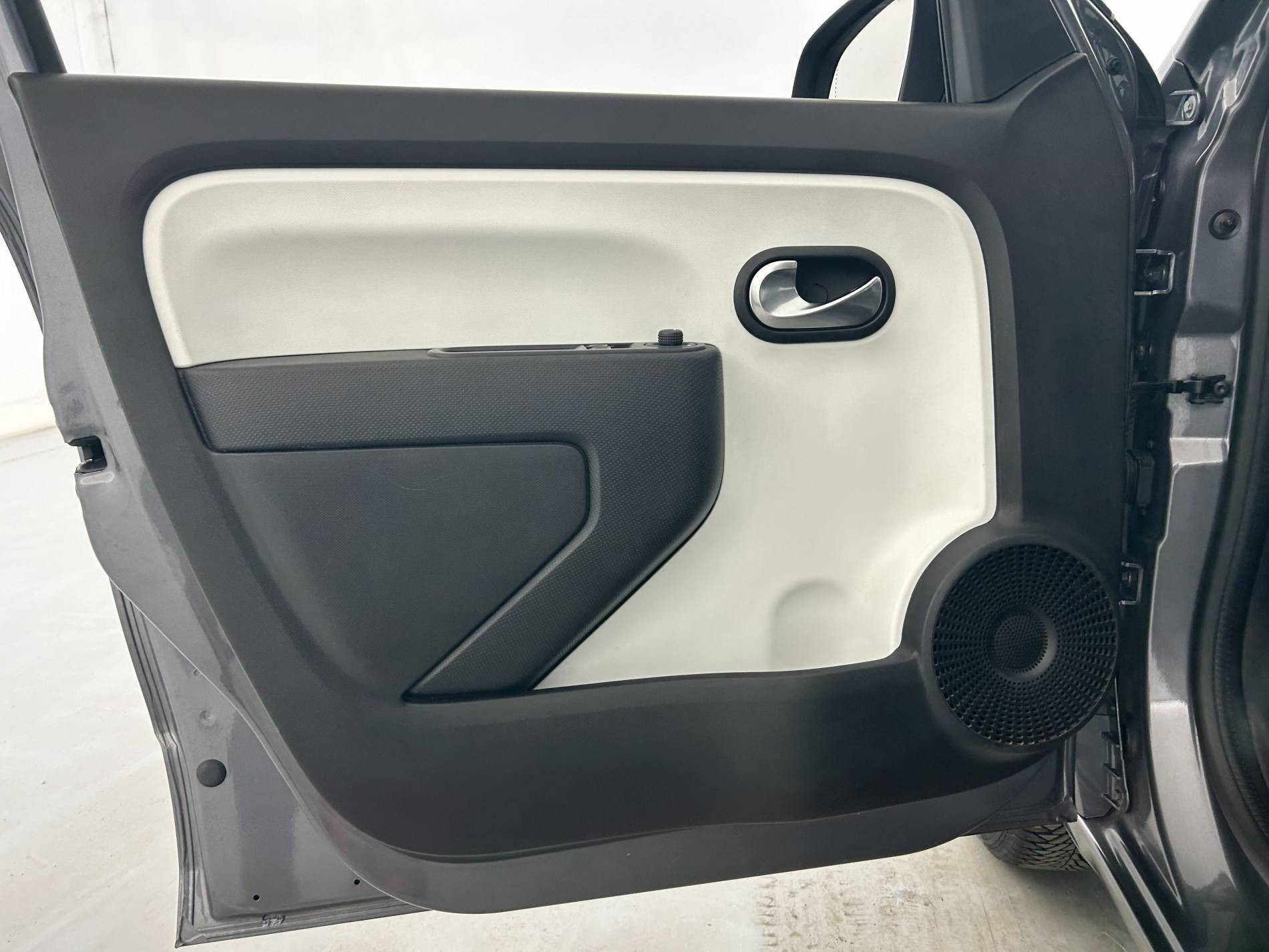 Vente en ligne Renault Twingo 3  SCe 65 au prix de 12 190 €