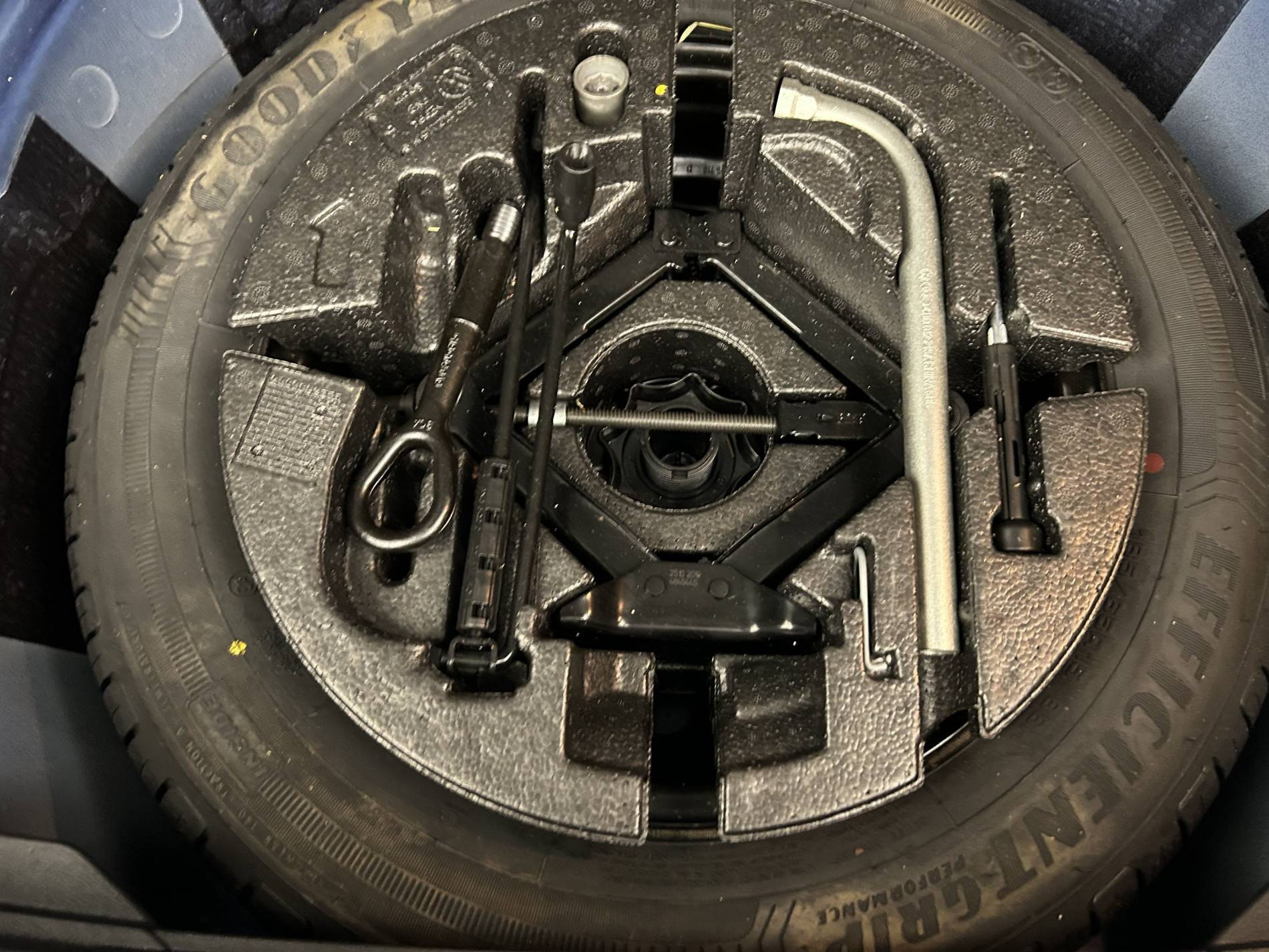 Vente en ligne Volkswagen Polo  1.0 80 S&S BVM5 au prix de 11 790 €