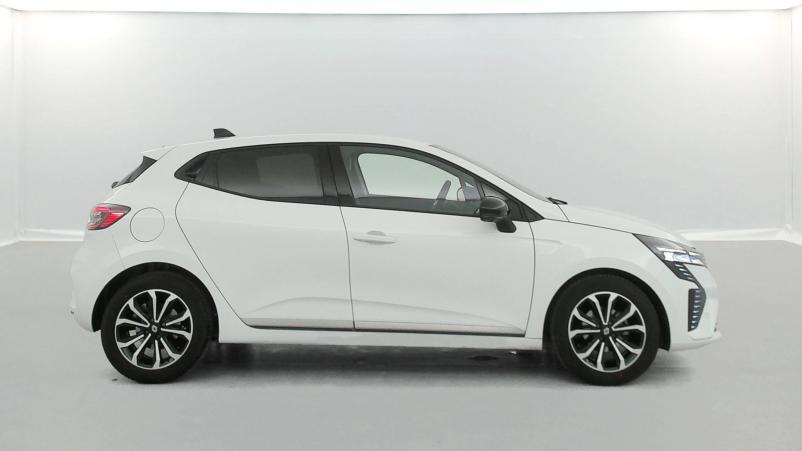 Vente en ligne Renault Clio 5 Clio TCe 90 au prix de 17 770 €